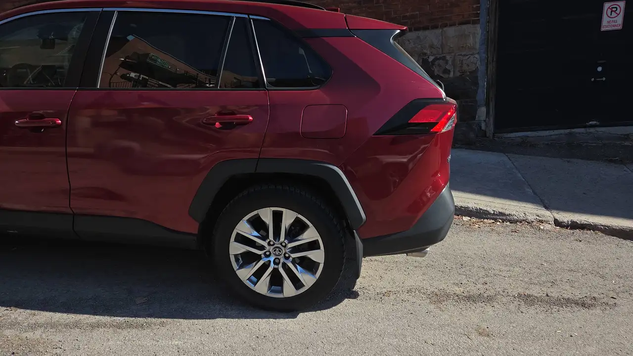 Toyota RAV 4 снимка Toyota RAV 4