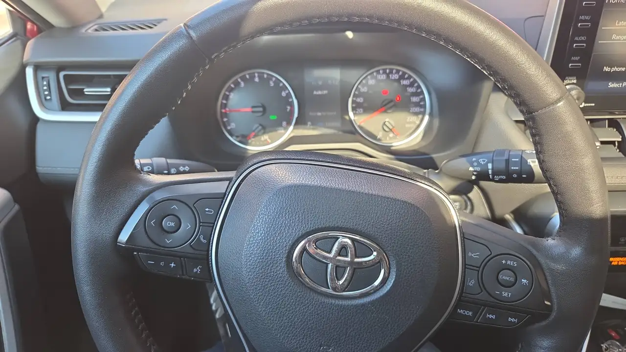 Toyota RAV 4 снимка Toyota RAV 4