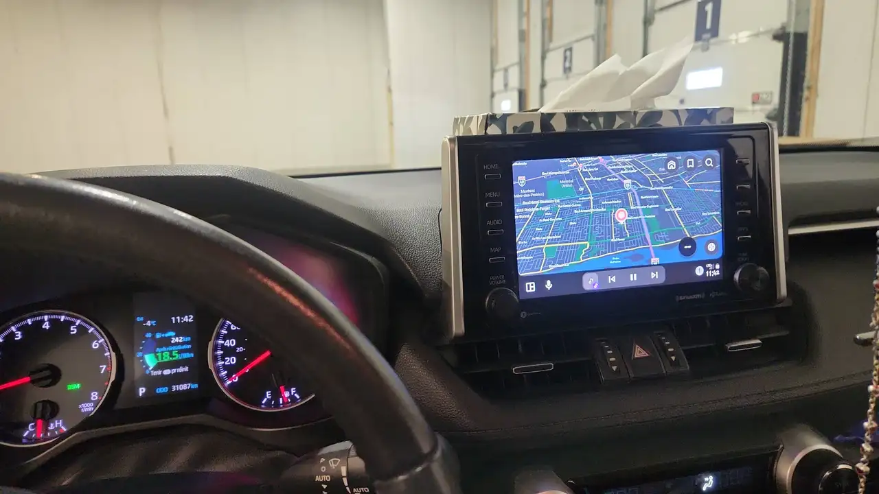 Toyota RAV 4 снимка Toyota RAV 4