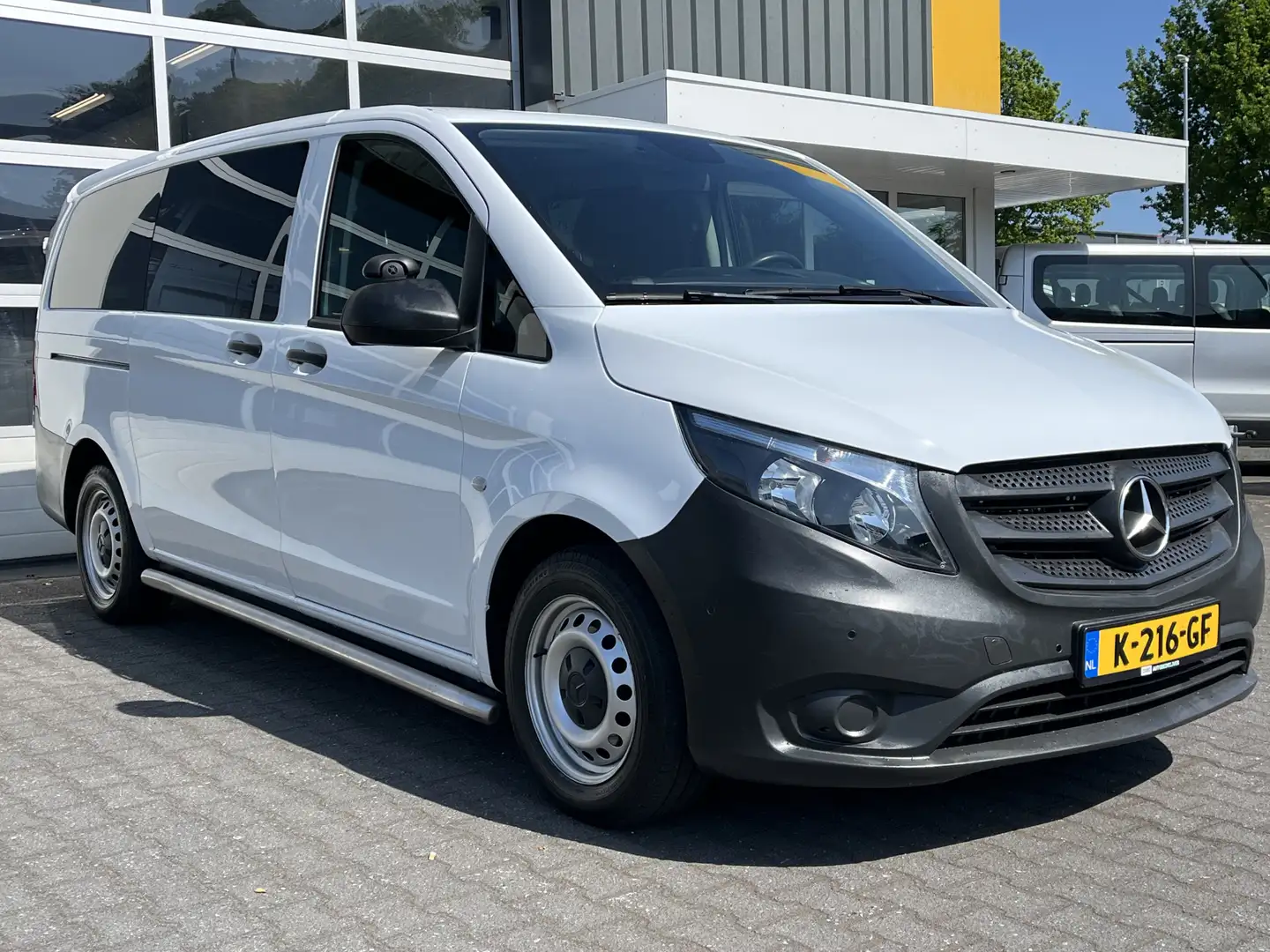 Mercedes-Benz Vito Tourer 8-persoons 116 CDI Pro Lang Airco Cruise co Wit - 1
