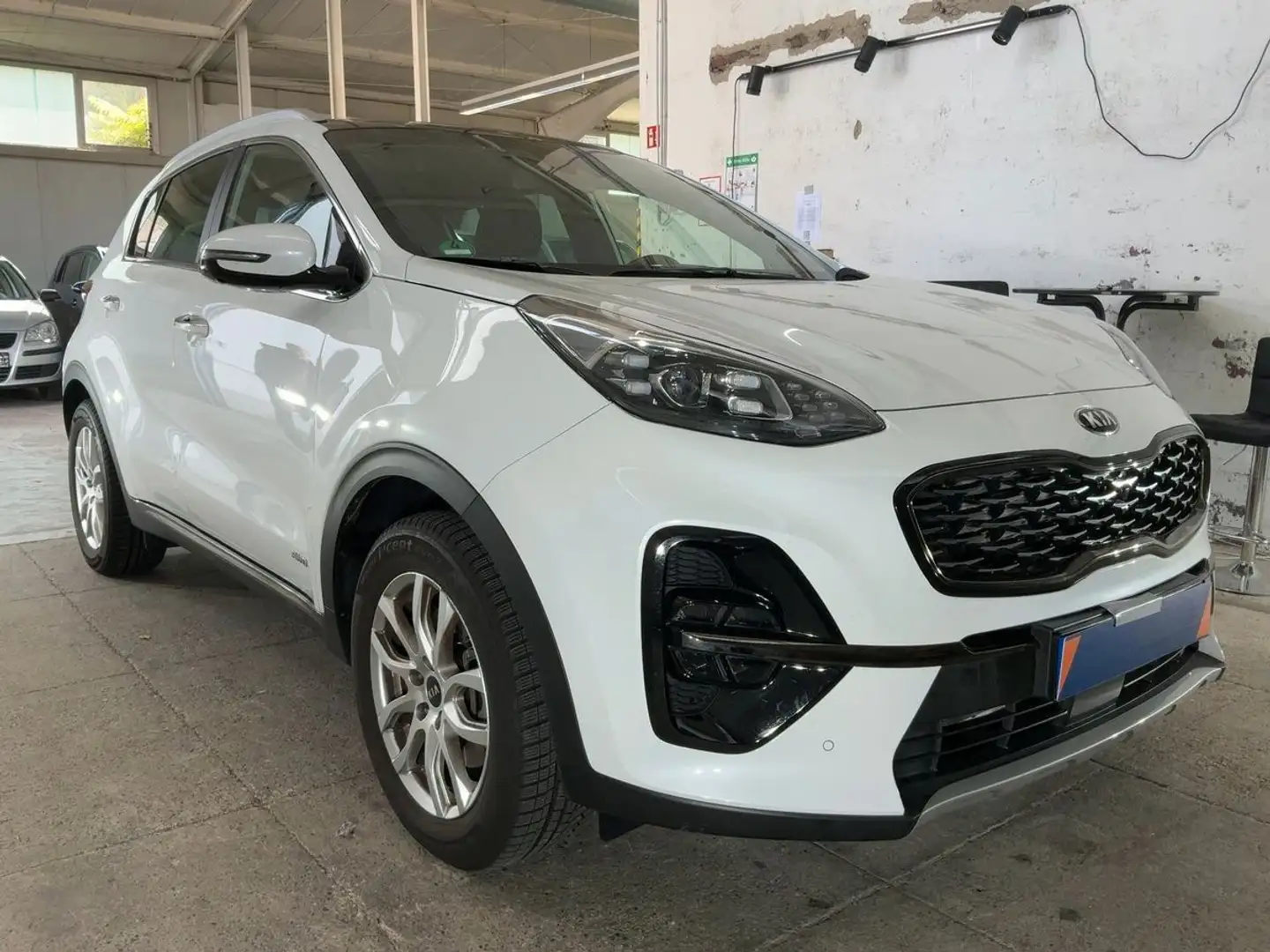 Kia Sportage GT-Line 4WD 1.HD PANO CAM TOTW LED Weiß - 1