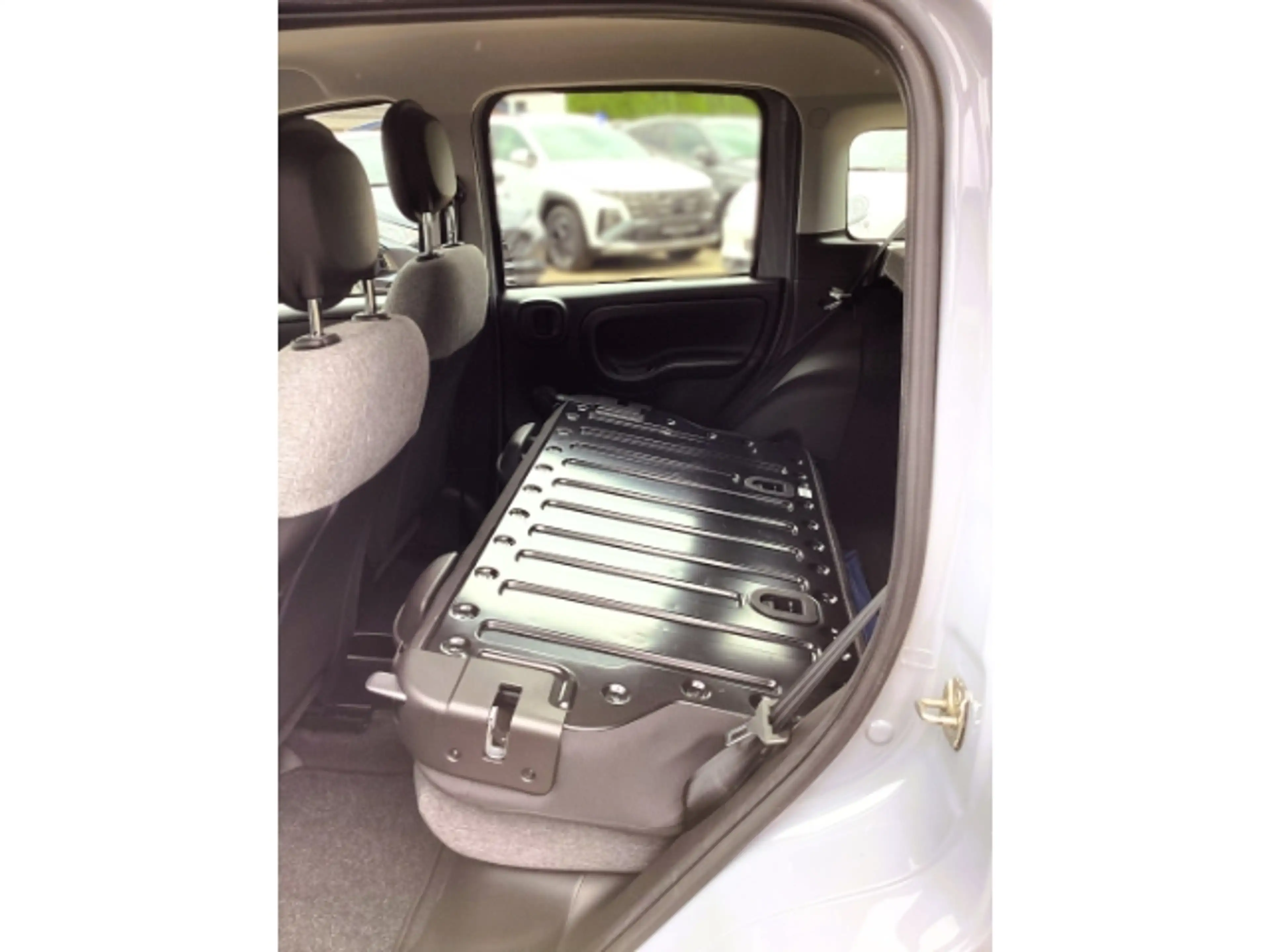 Fiat Panda Mild-Hybrid *Bluetooth *Klimaanlage *Start-Stop-Au — photo 9