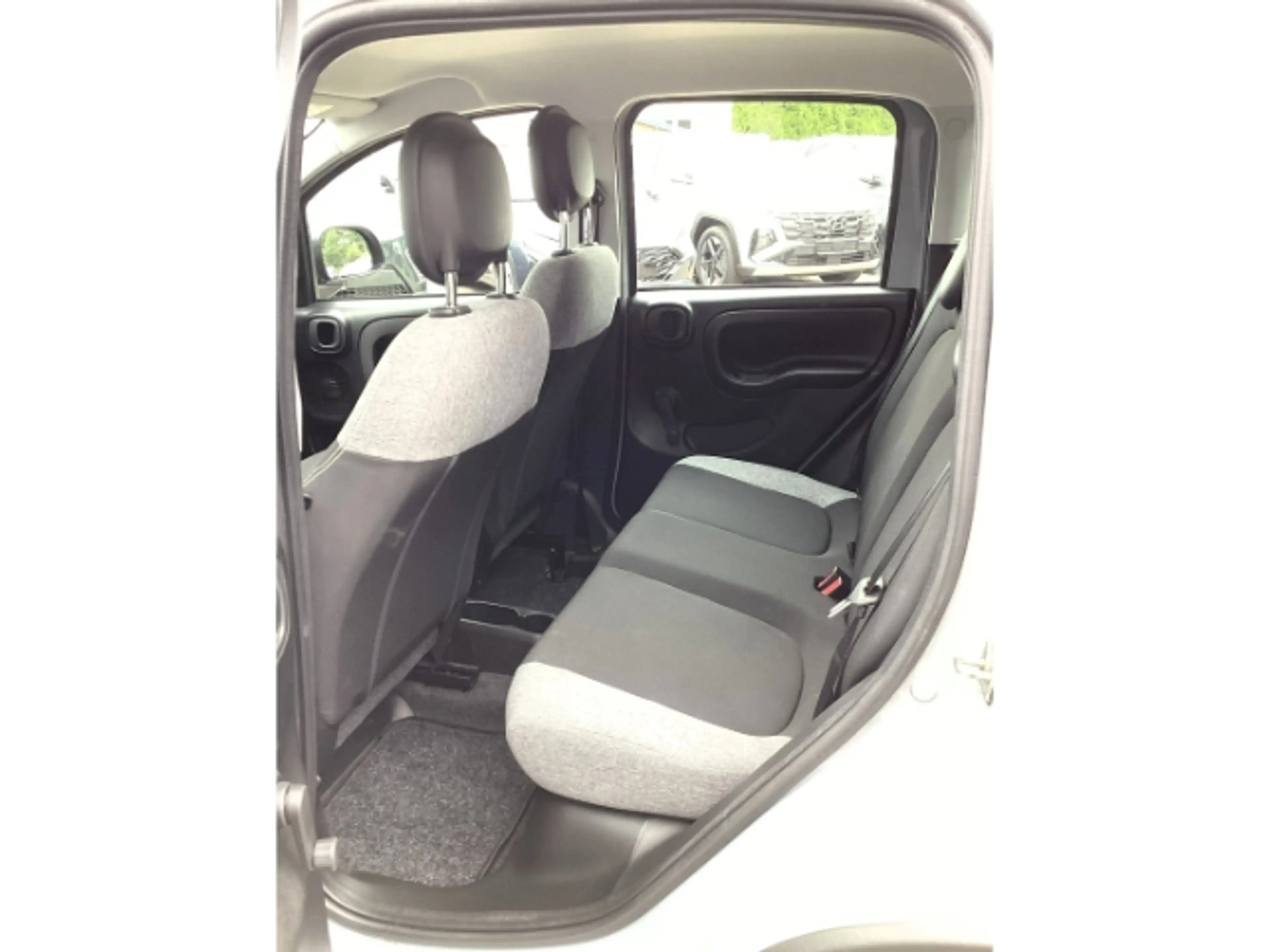 Fiat Panda Mild-Hybrid *Bluetooth *Klimaanlage *Start-Stop-Au — photo 8