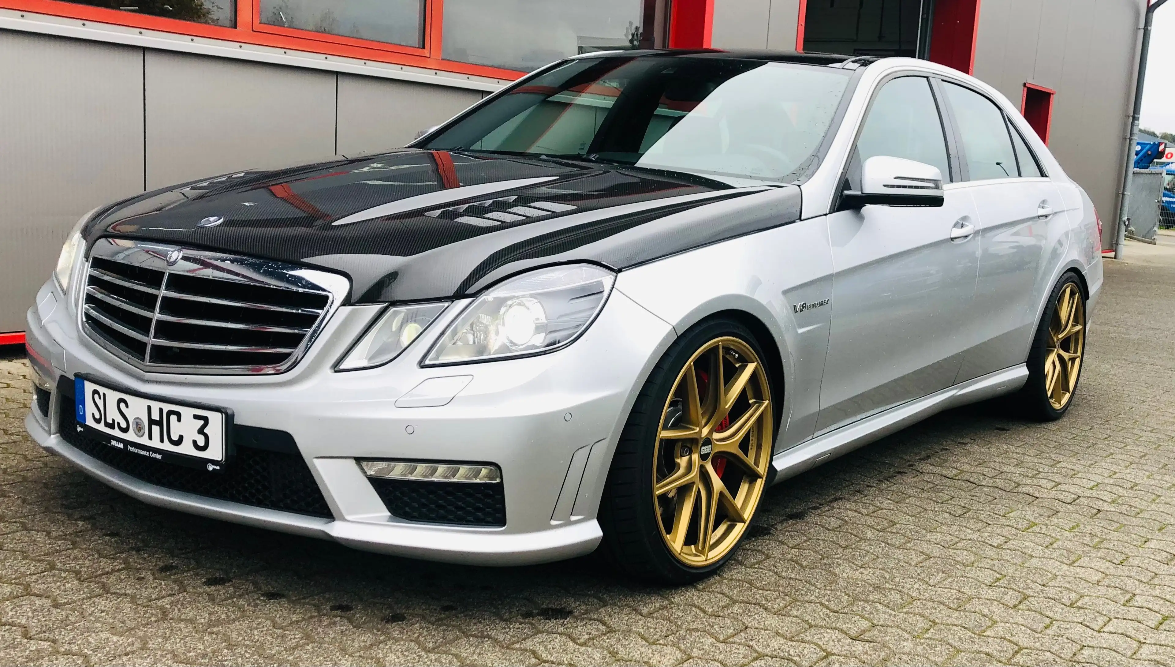 Mercedes-Benz E 63 AMG E-Klasse Speedshift MCT Performance Package