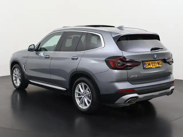 BMW X3 view 7