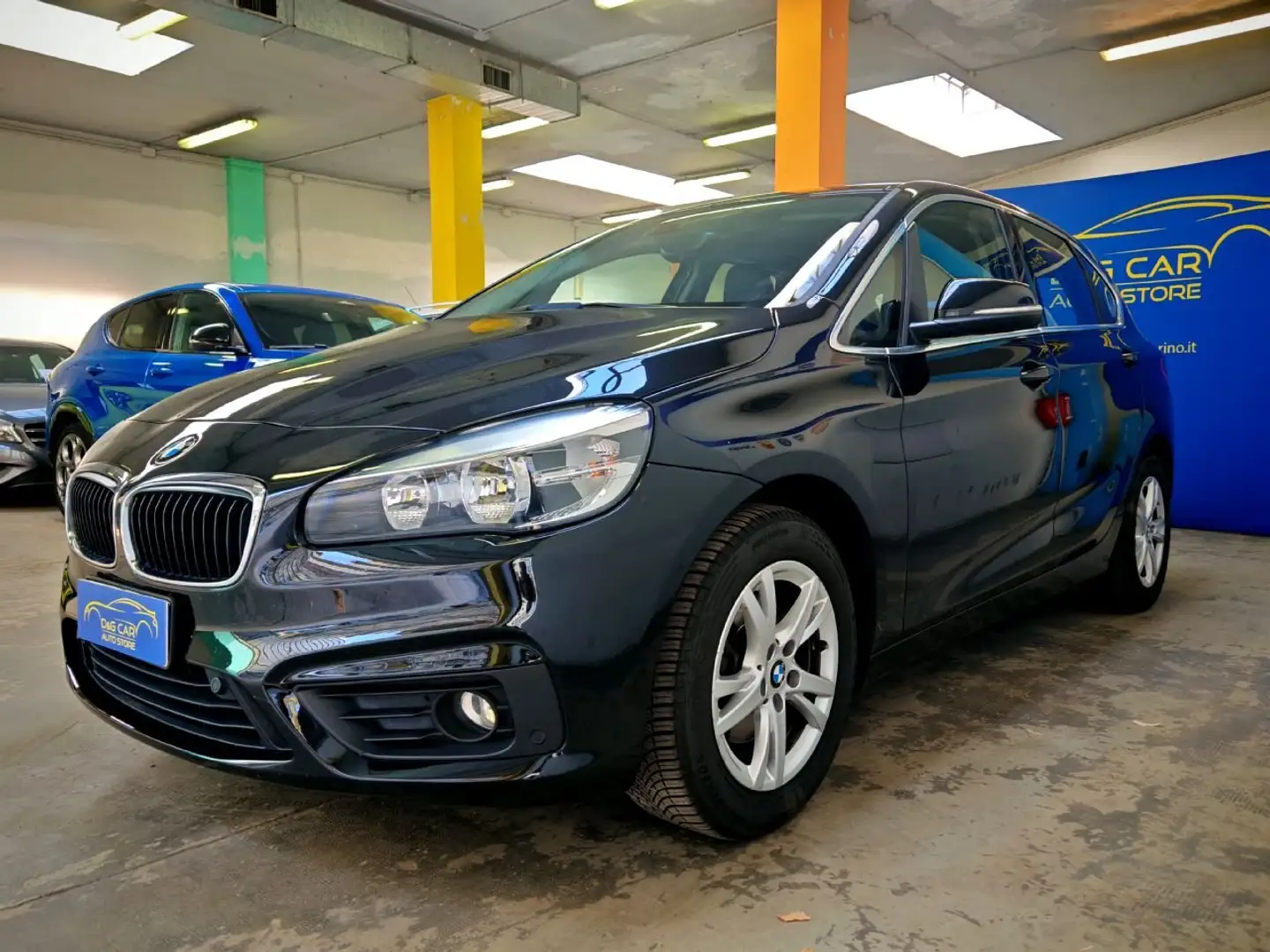 BMW 216 Serie 2 Active Tourer 216d Luxury Nero - 2