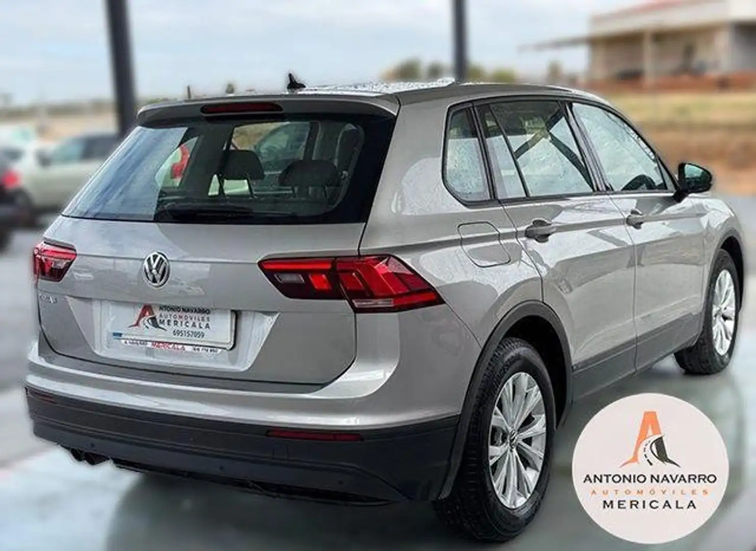 Volkswagen Tiguan 2.0TDI Advance 110kW Gris - 1
