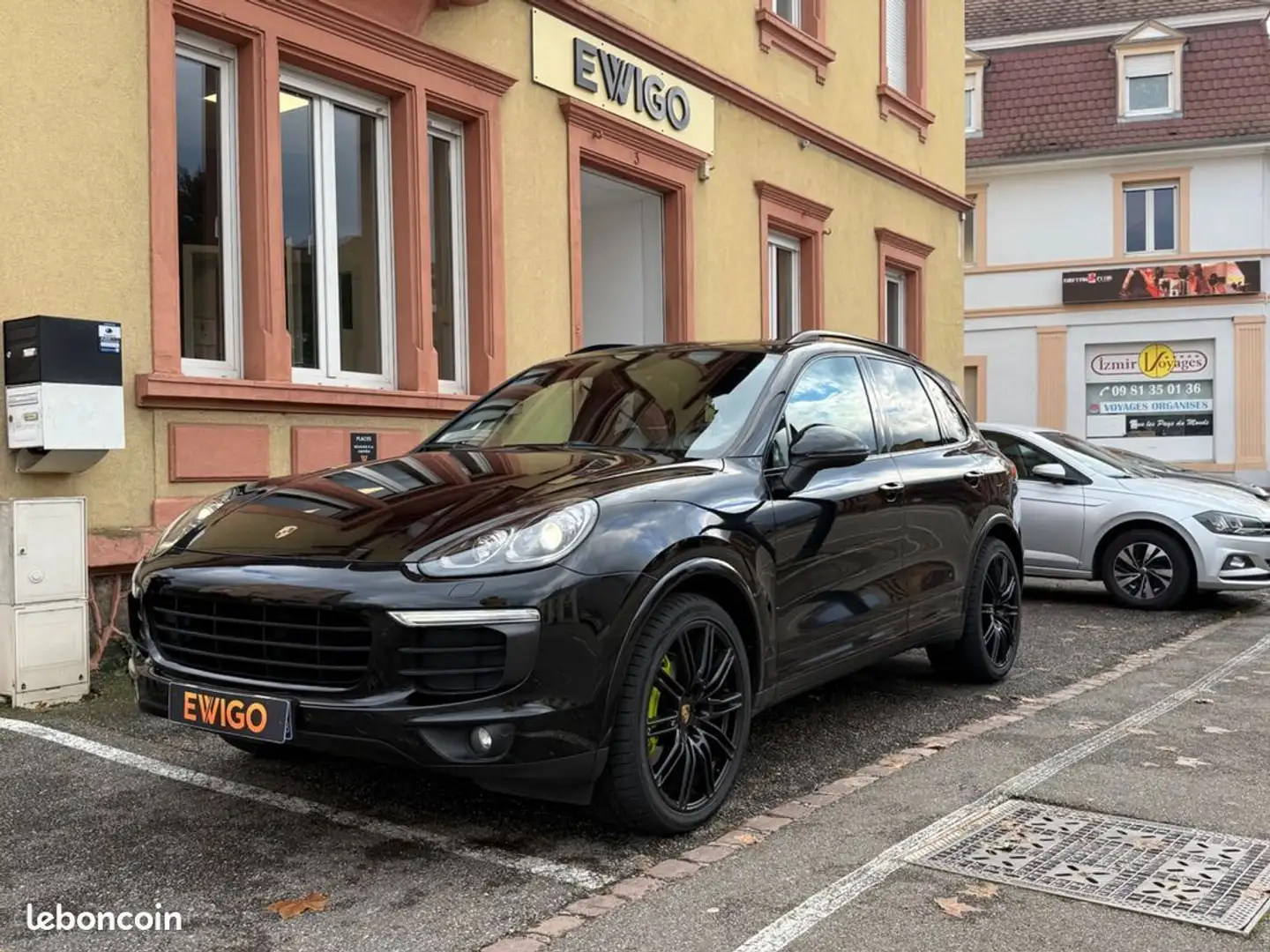 Porsche Cayenne 3.0 e-hybrid 416h 330 phev 10.8kwh s tiptronic-s bva carnet garantie 6 mois Noir - 1