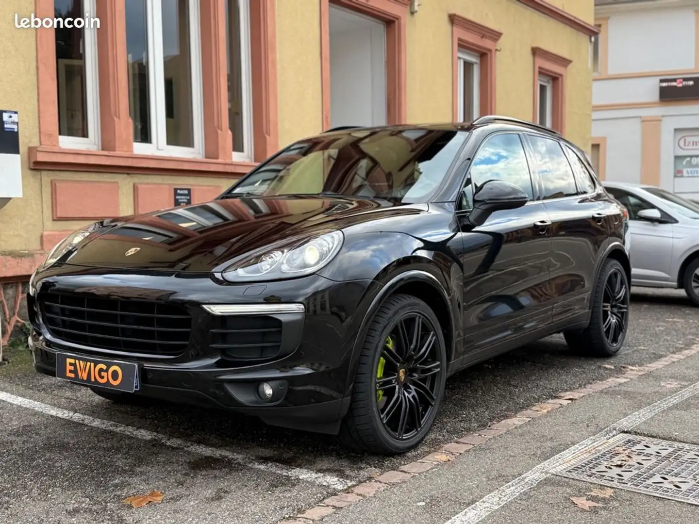 Porsche Cayenne 3.0 e-hybrid 416h 330 phev 10.8kwh s tiptronic-s bva carnet garantie 6 mois Noir - 2