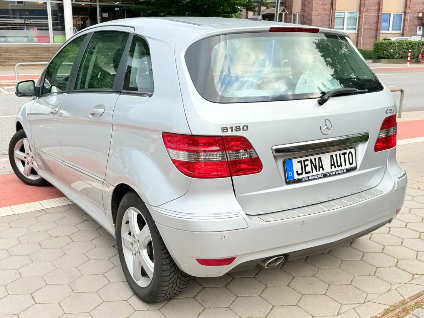 Mercedes-Benz B 180 CDI Automatik T.Leder Scheckheft SHZ Argent - 2