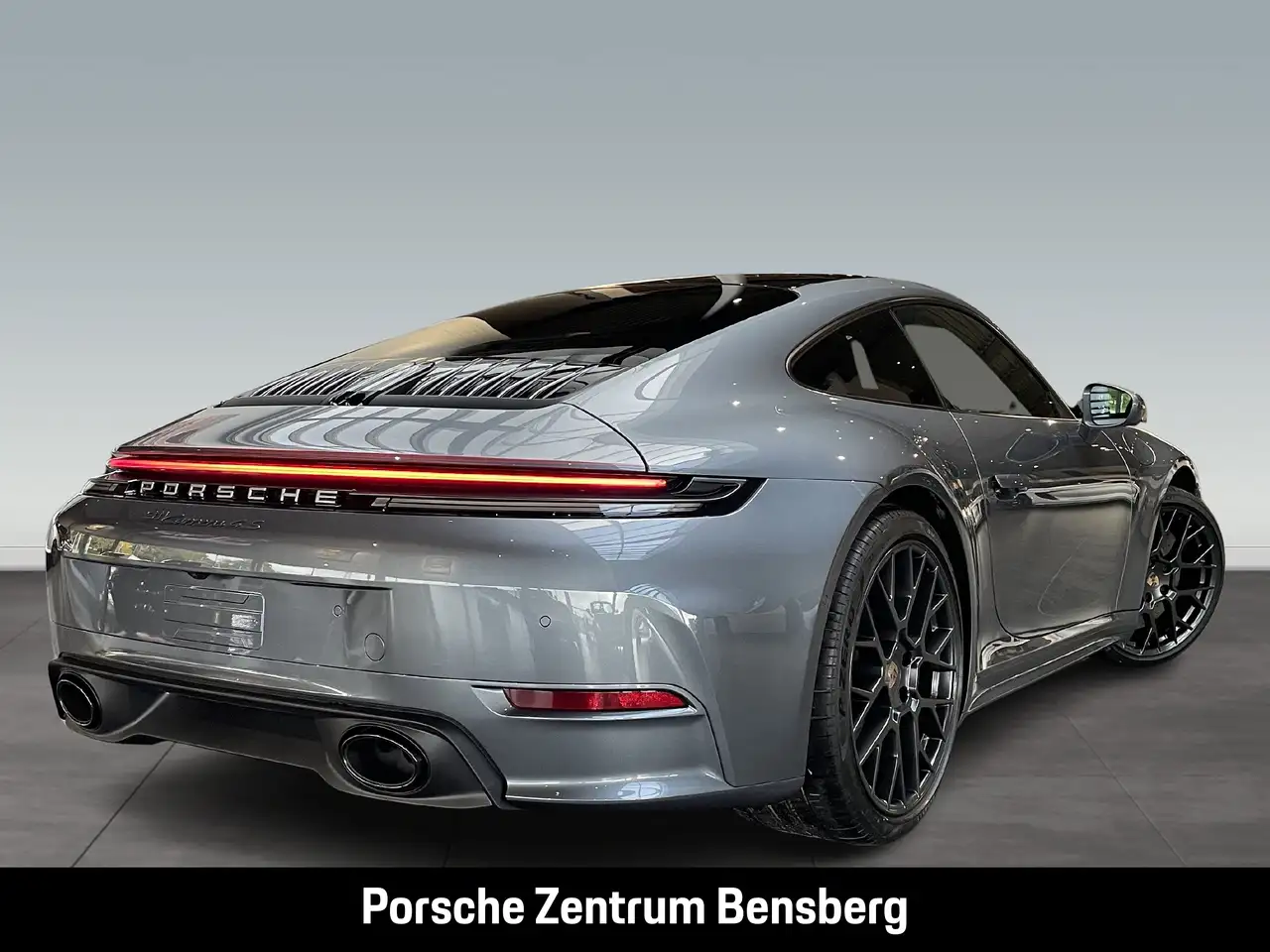 Porsche 911 Carrera 4S 4