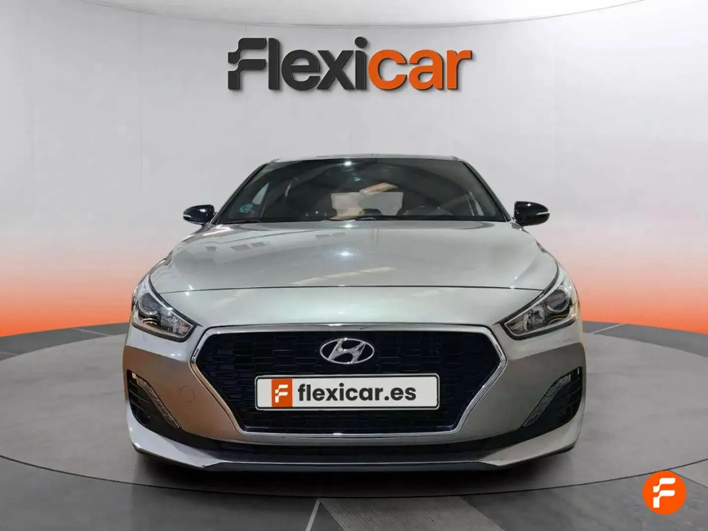 Hyundai i30 CW 1.0 TGDI Go Beige - 2