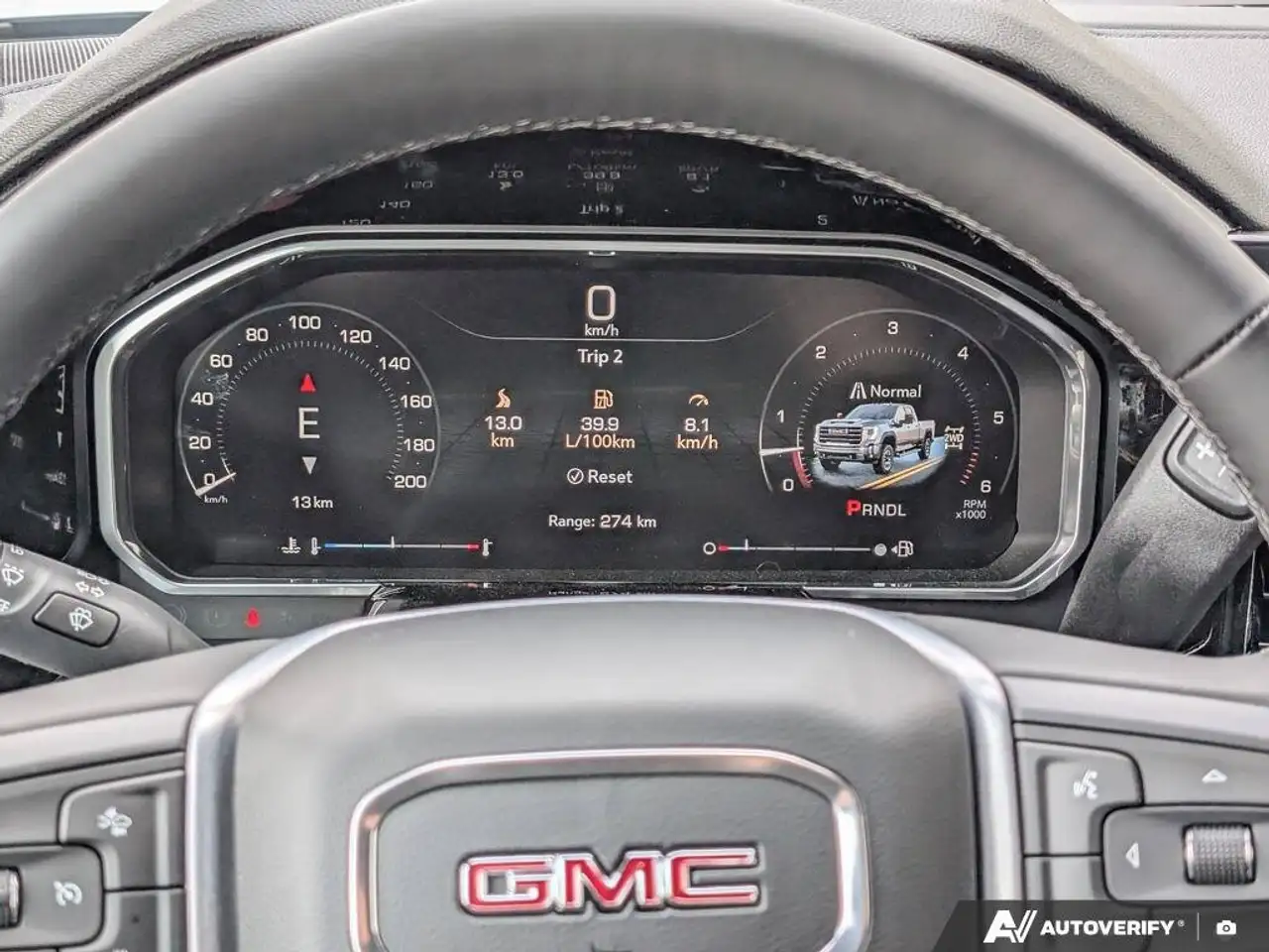 GMC Sierra 2500HD снимка GMC Sierra 2500HD
