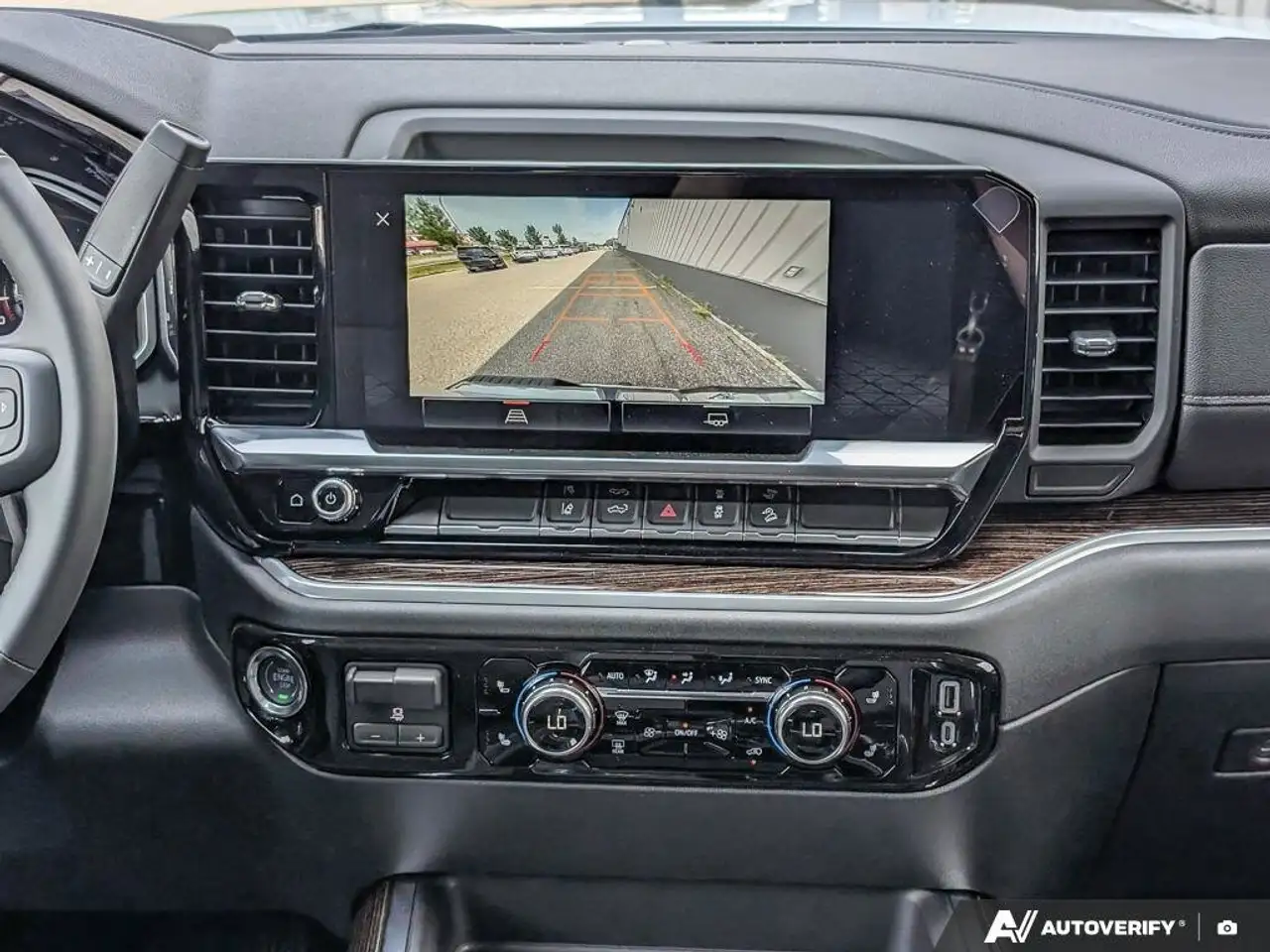 GMC Sierra 2500HD снимка GMC Sierra 2500HD