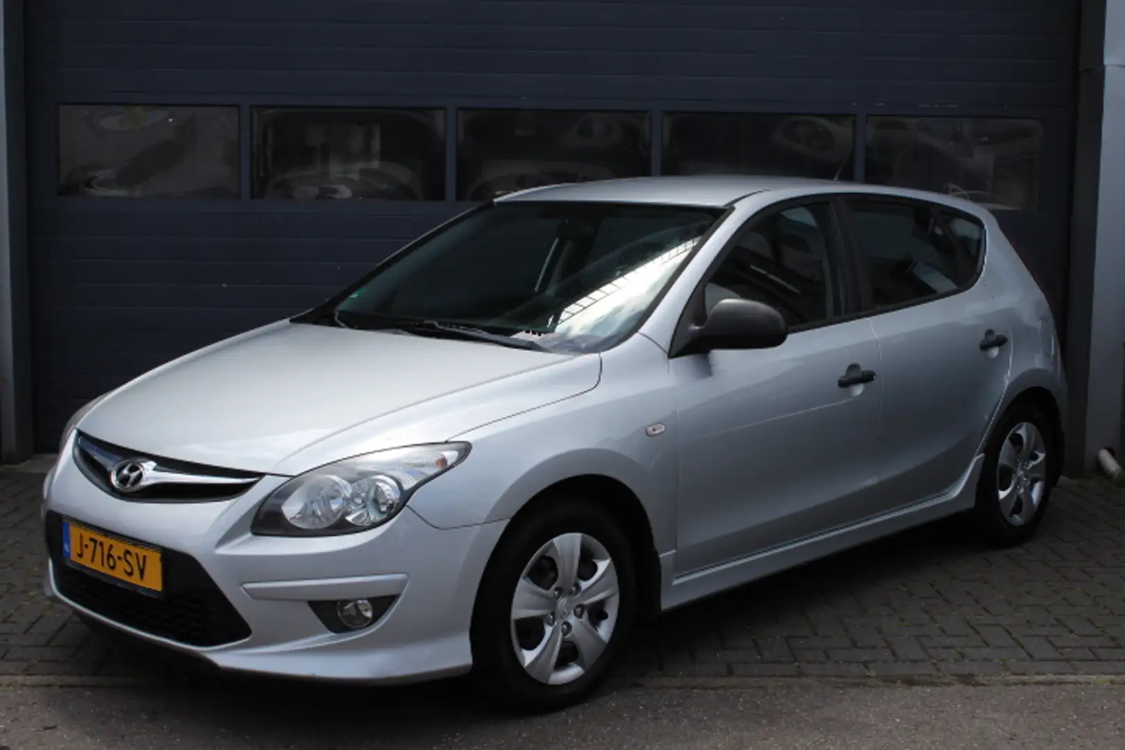 Hyundai i30 CW 1.4i i-Motion , Climate control, Electr ramen Grijs - 1