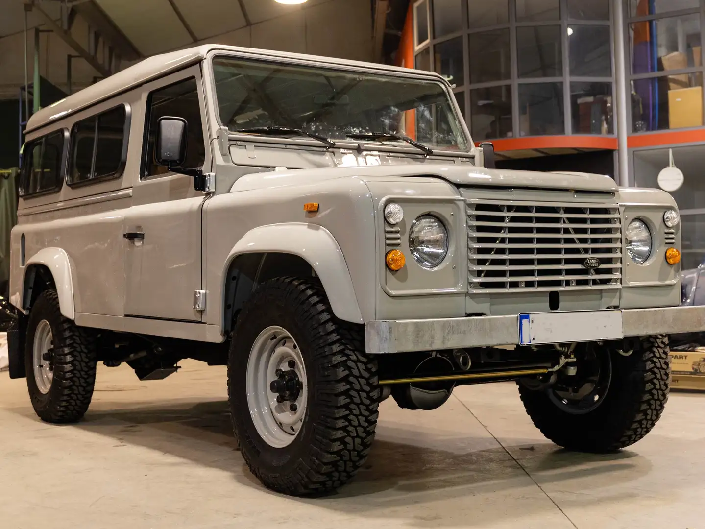 Land Rover Defender 90 2.5 Tbo D station-wagon Szary - 2