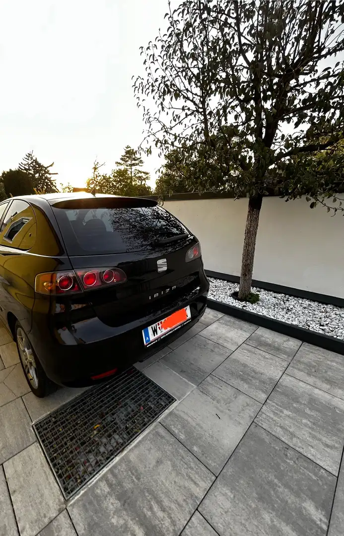 SEAT Ibiza Sport 1,4 16V Schwarz - 2