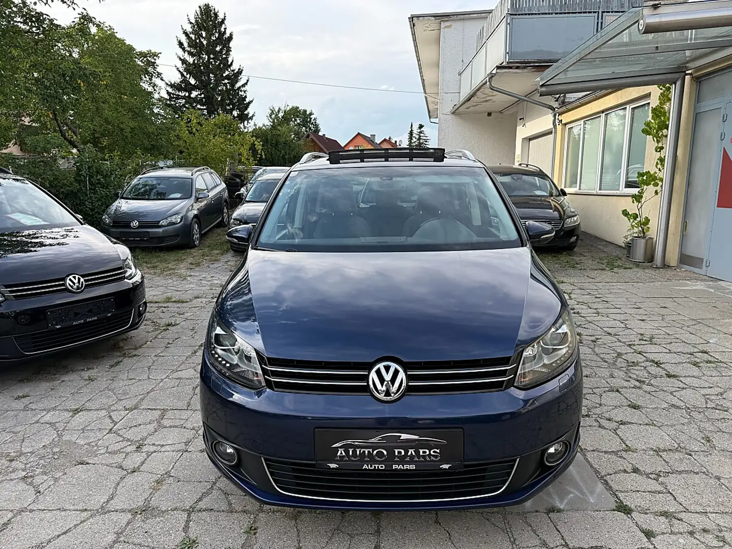 Volkswagen Touran Sky 2,0 TDI DSG-PANORAMA-XENON-ANHÄNGERKUPP. Blau - 2