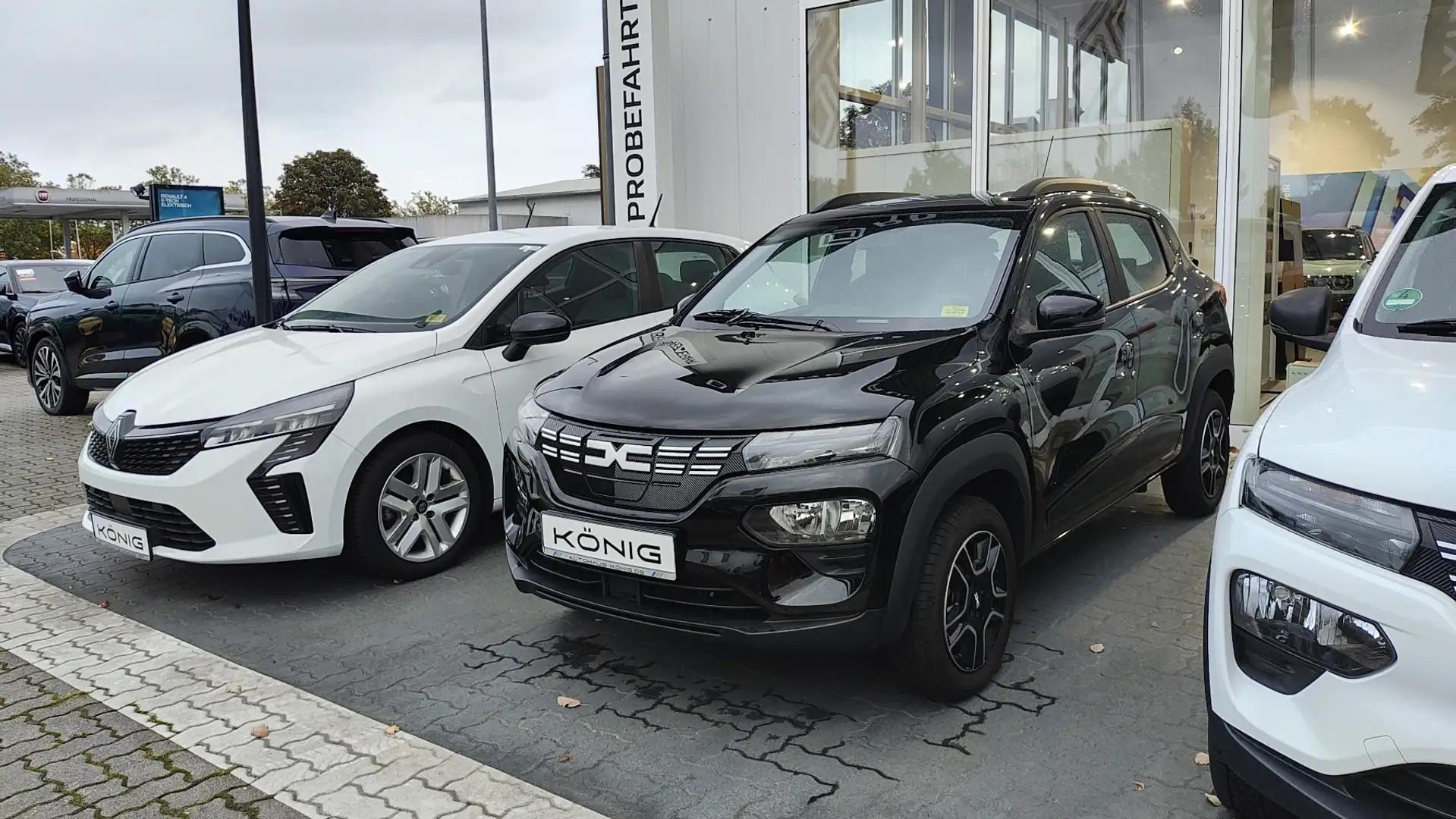Dacia Spring Essential 45 SOH 95% Navi, Rückfahrkamera Schwarz - 1