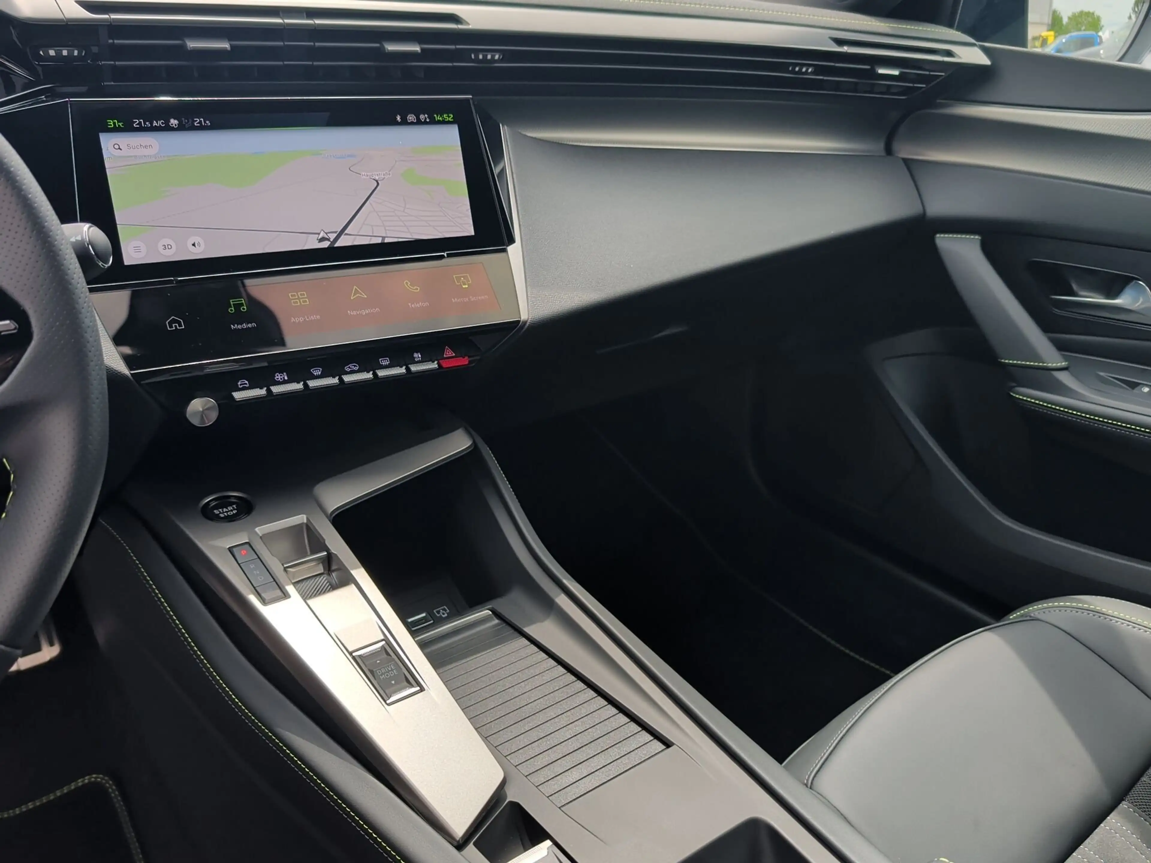 Peugeot 308 SW Hybrid 145 GT Massage+ACC+eHeckkl+Navi+Memo+eSi — photo 15