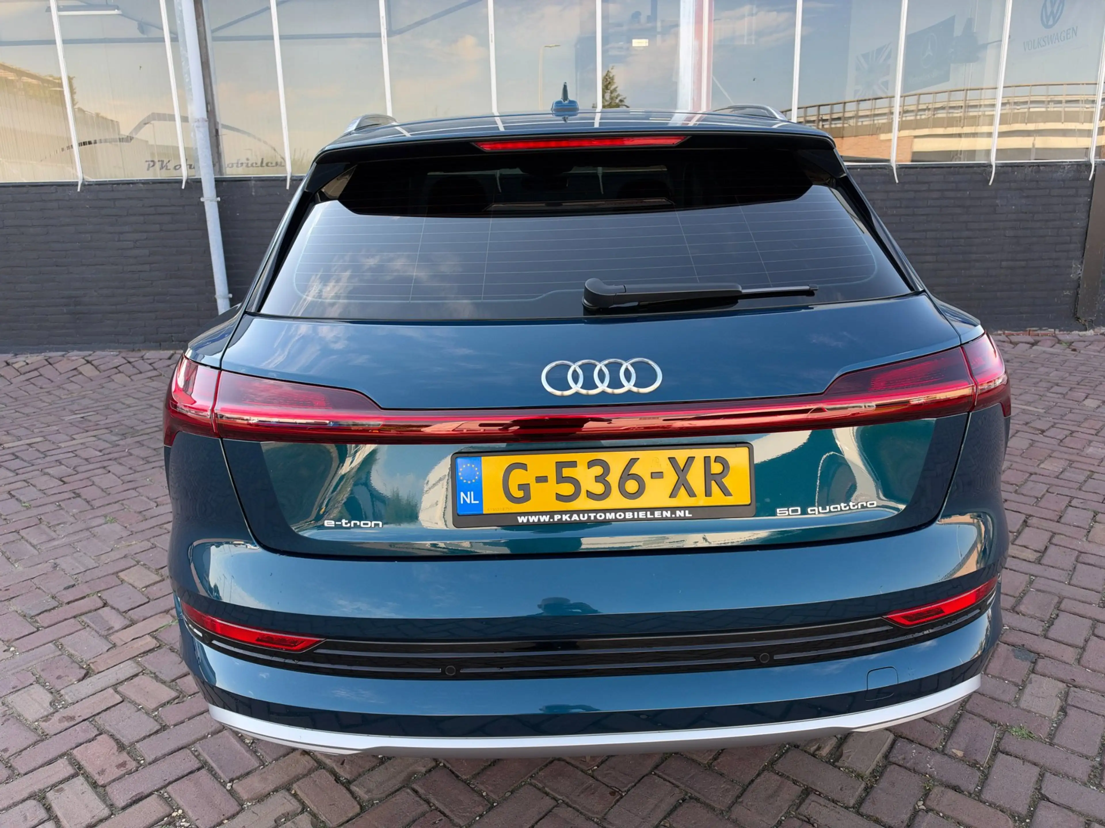 Audi e-tron E-tron 50 Quattro Launch Edition plus 71 kWh — photo 5