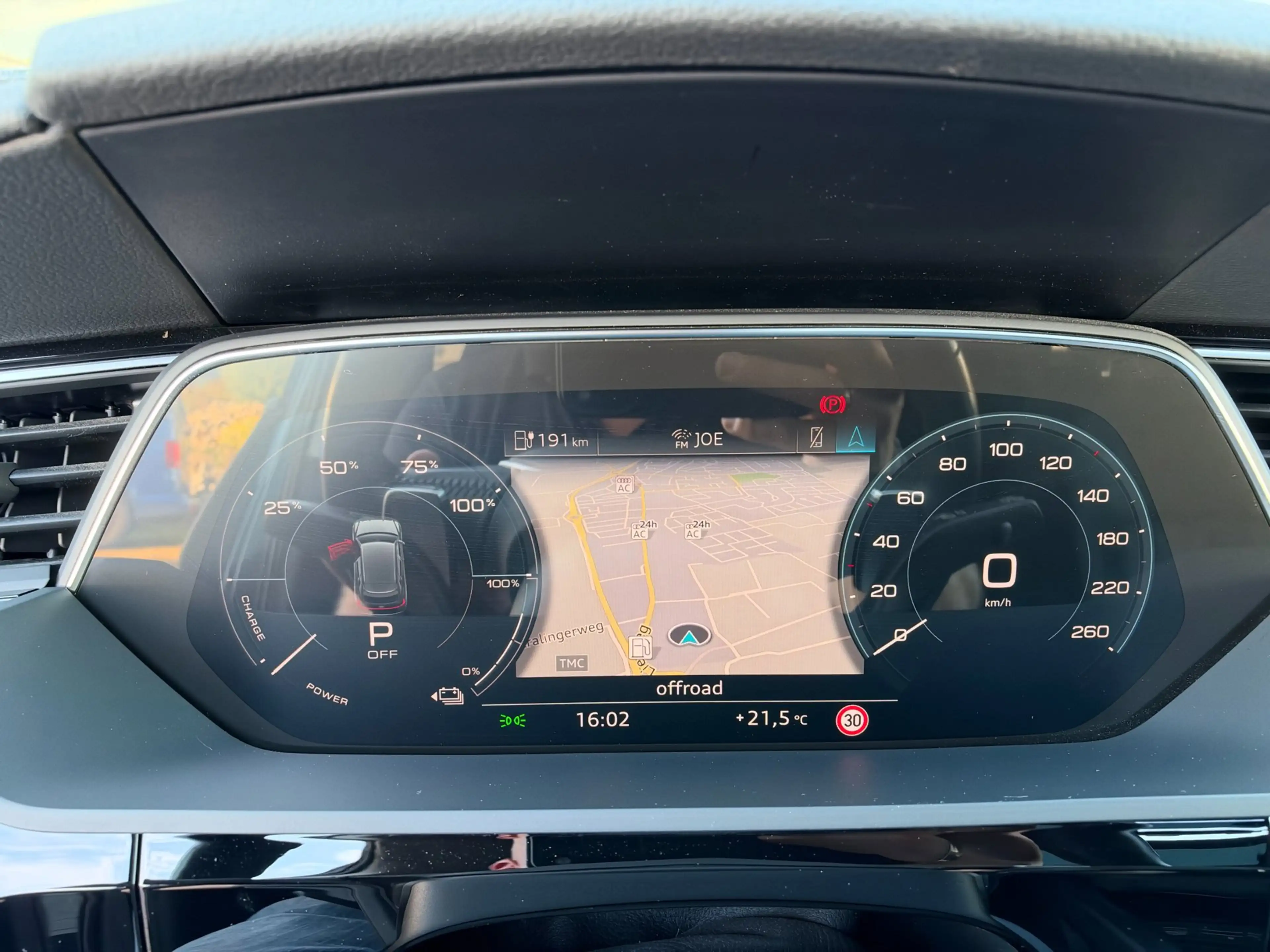 Audi e-tron E-tron 50 Quattro Launch Edition plus 71 kWh — photo 21