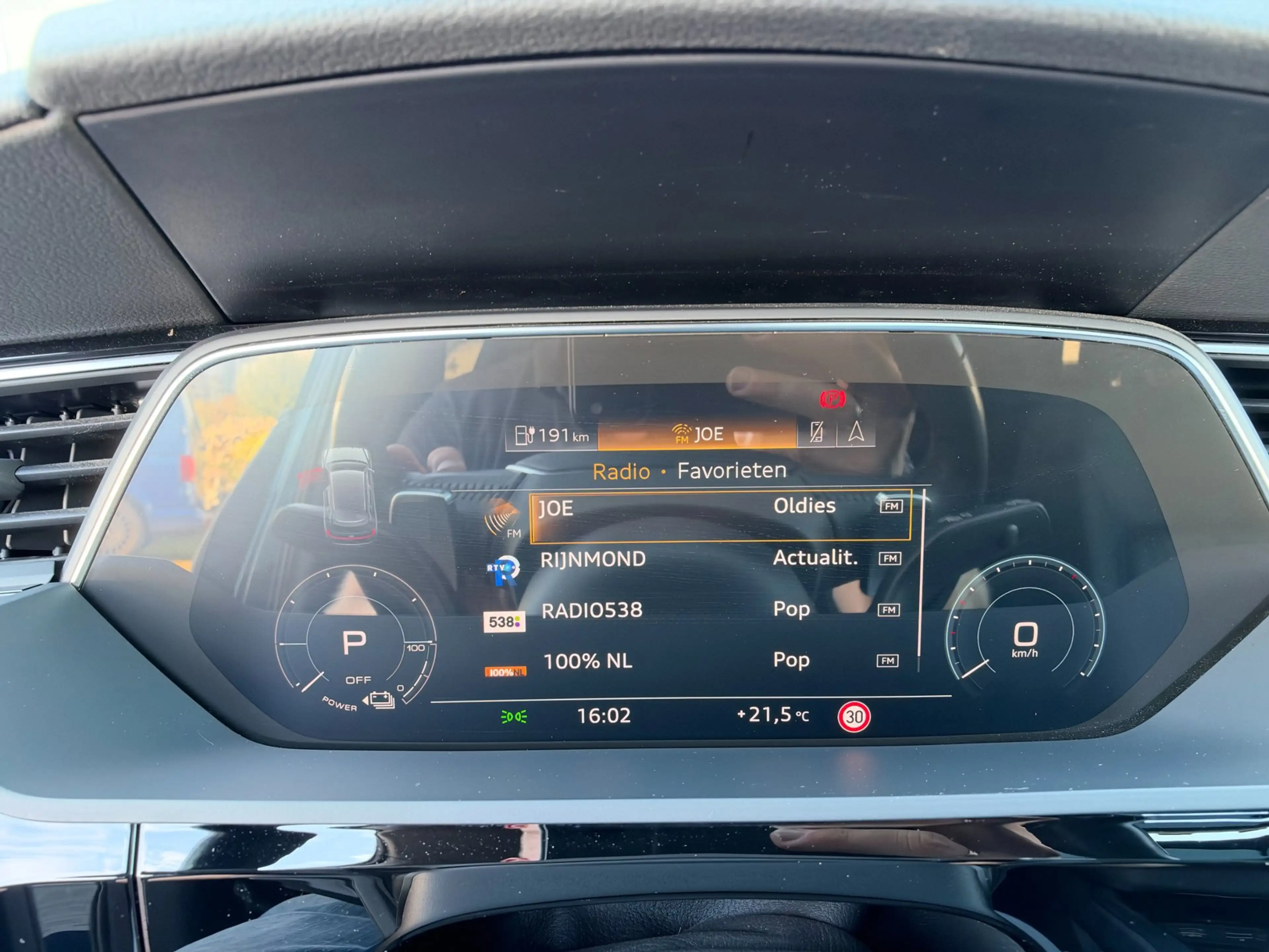 Audi e-tron E-tron 50 Quattro Launch Edition plus 71 kWh — photo 19