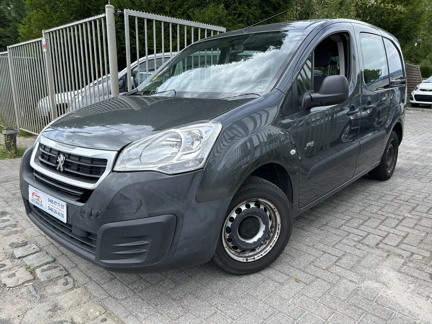 Peugeot Partner Tepee 1.6 HDi X-Line Blauw - 2