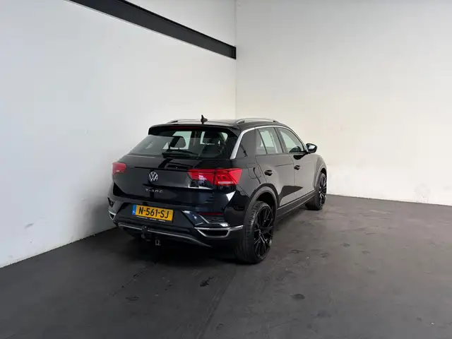 Volkswagen T-Roc view 27