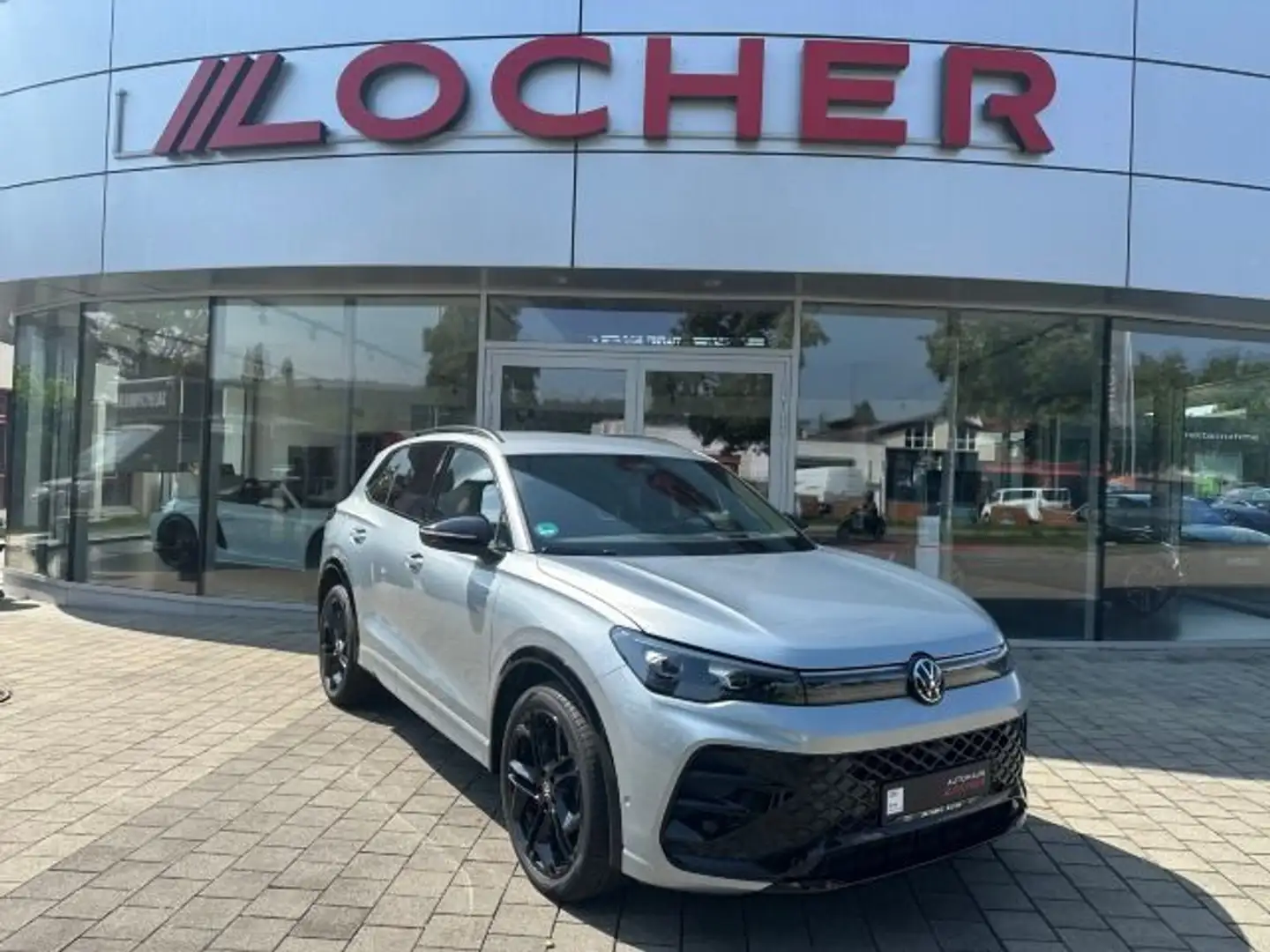 Volkswagen Tiguan R-Line 2,0 TDI, 7-Gang-DSG Silber - 1