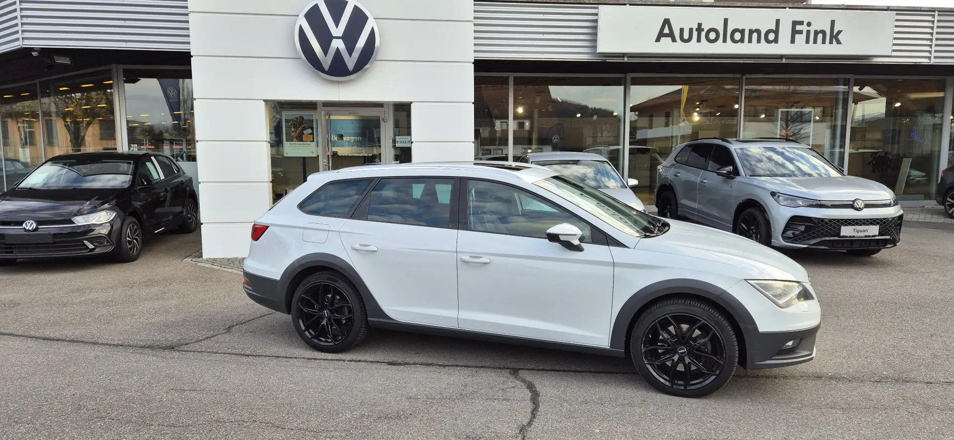 SEAT Leon ST X-Perience 2,0 TDI CR 4Drive DSG X- Perience - 2