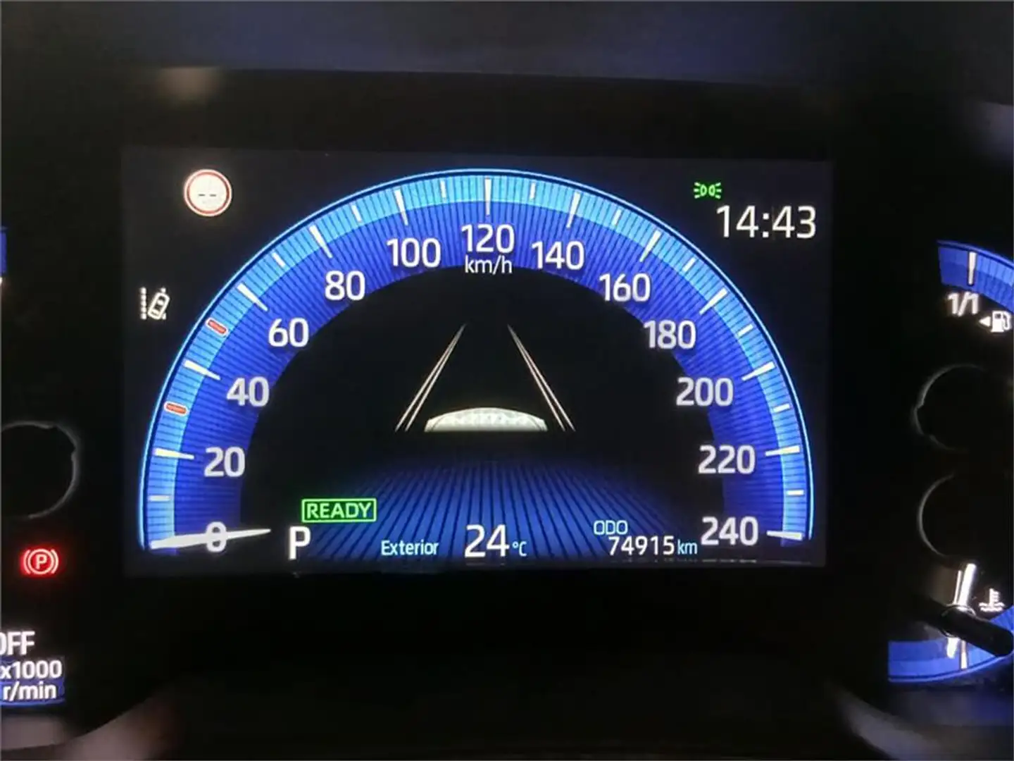 Toyota Corolla 125H Active Tech - 2
