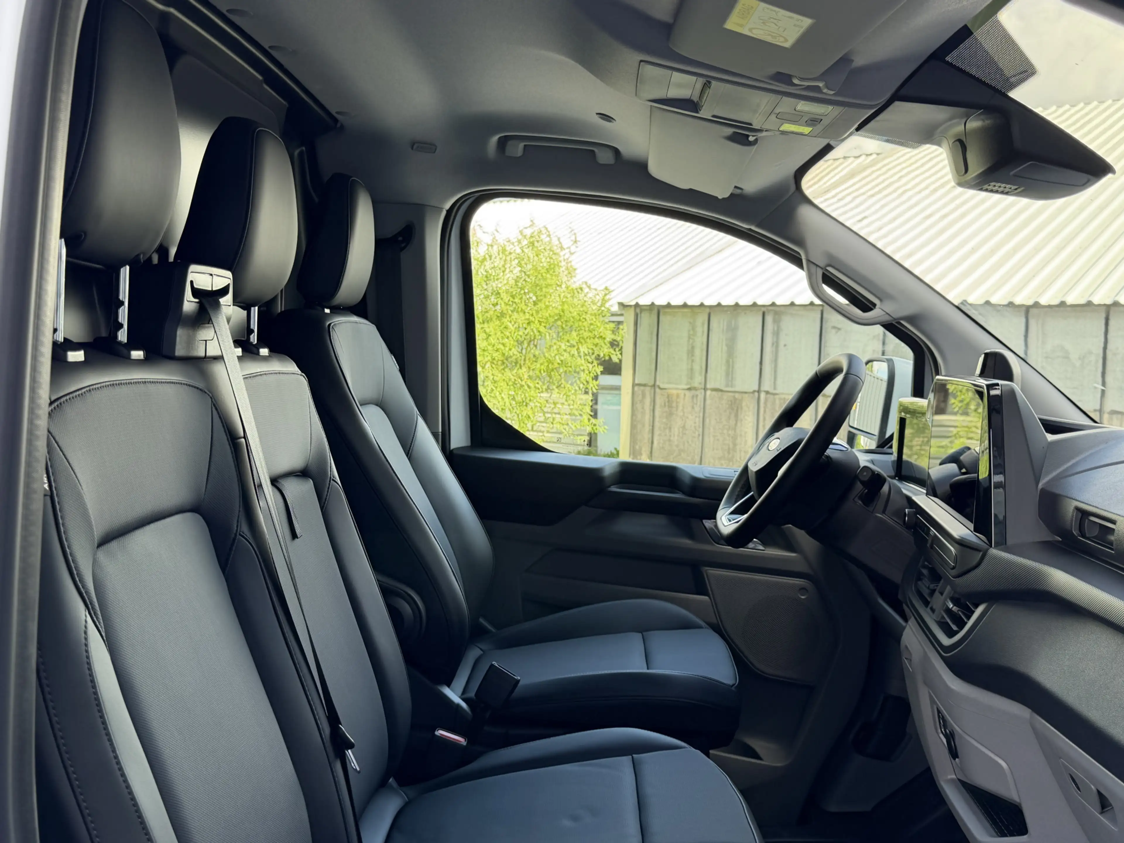 Ford E-Transit Cust. 340 L2H1 Limited 71 kWh | 360 Camera | Pro P — photo 10