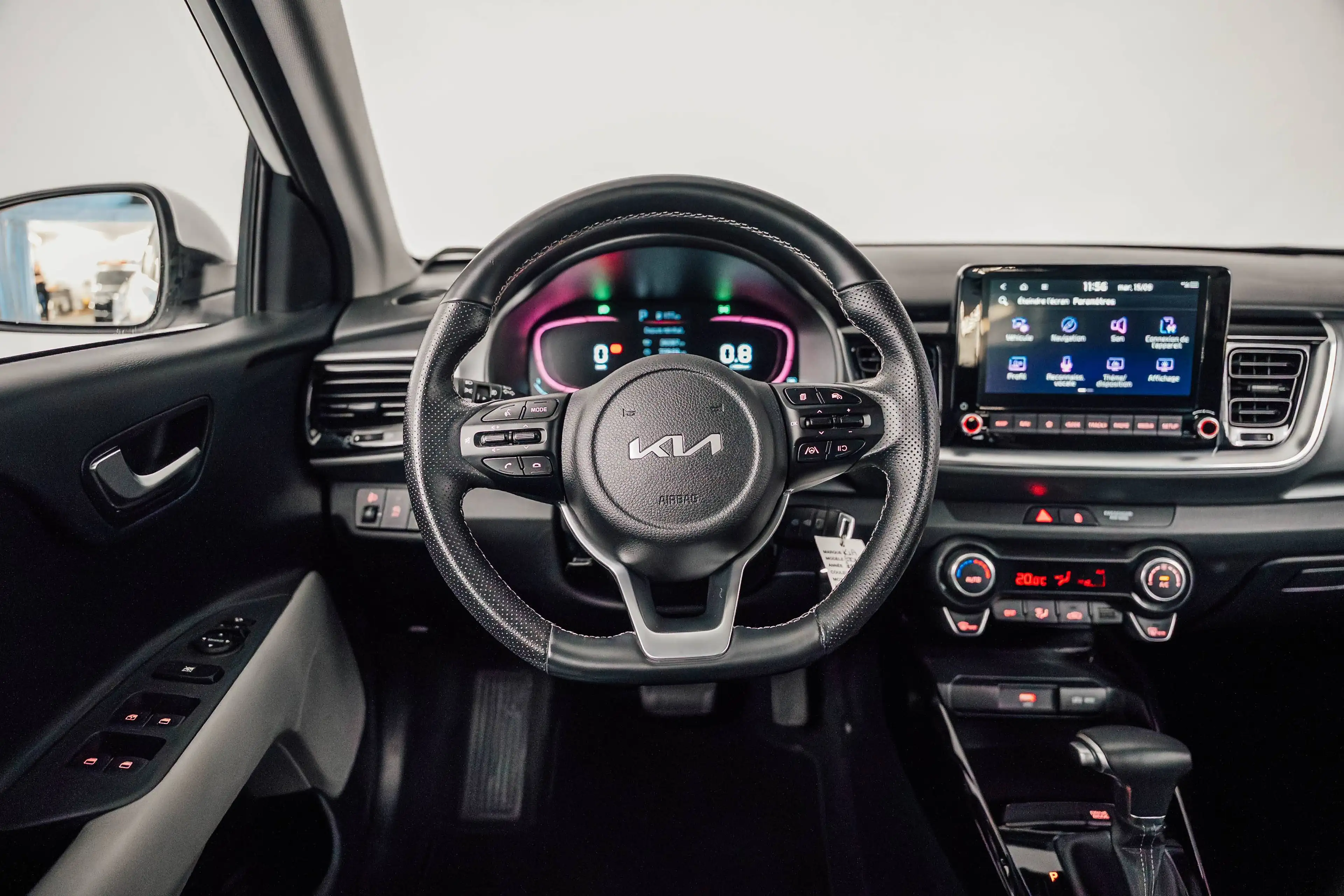 Kia Stonic Stonic 1.0 T Pure ISG DCT — photo 13