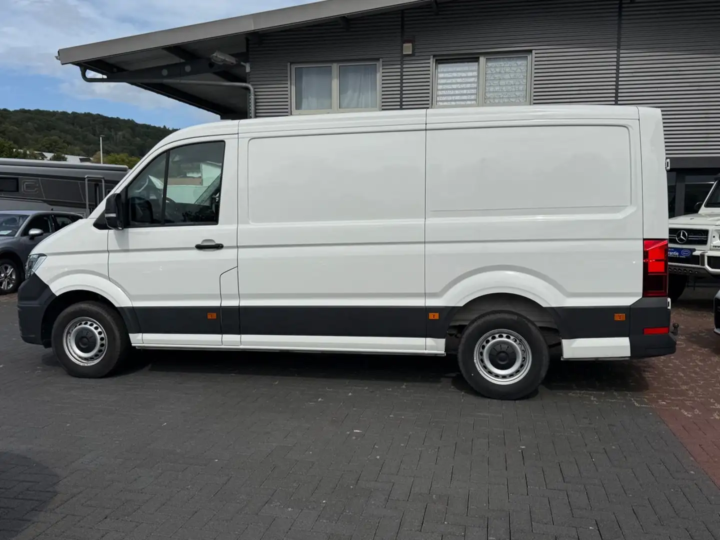 Volkswagen Crafter Kasten 35 mittellang FWD *1. Hand *LED Weiß - 2