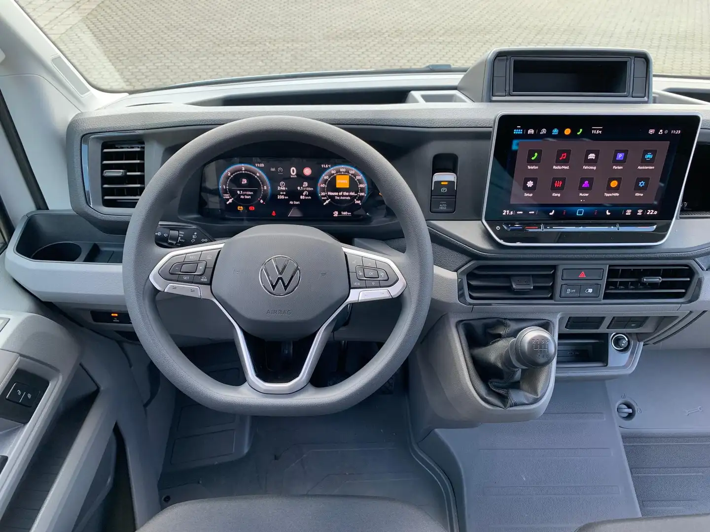 Volkswagen Crafter 35 MR L3H3 FACELIFT 2+3Garantie AHK 3,0t Sitzhzg Weiß - 2