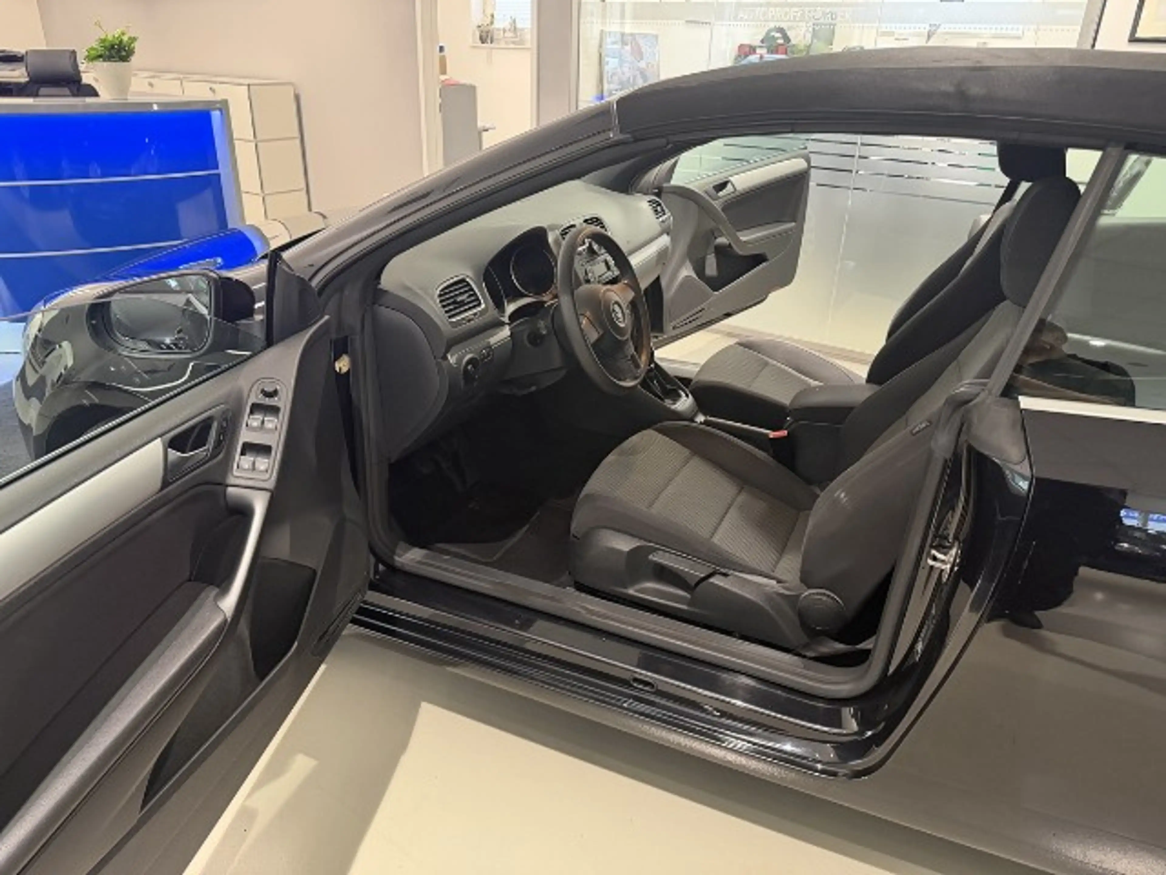 Volkswagen Golf Cabriolet Golf VI Cabriolet 1.2 TSI AHK Top Gepflegt — photo 5
