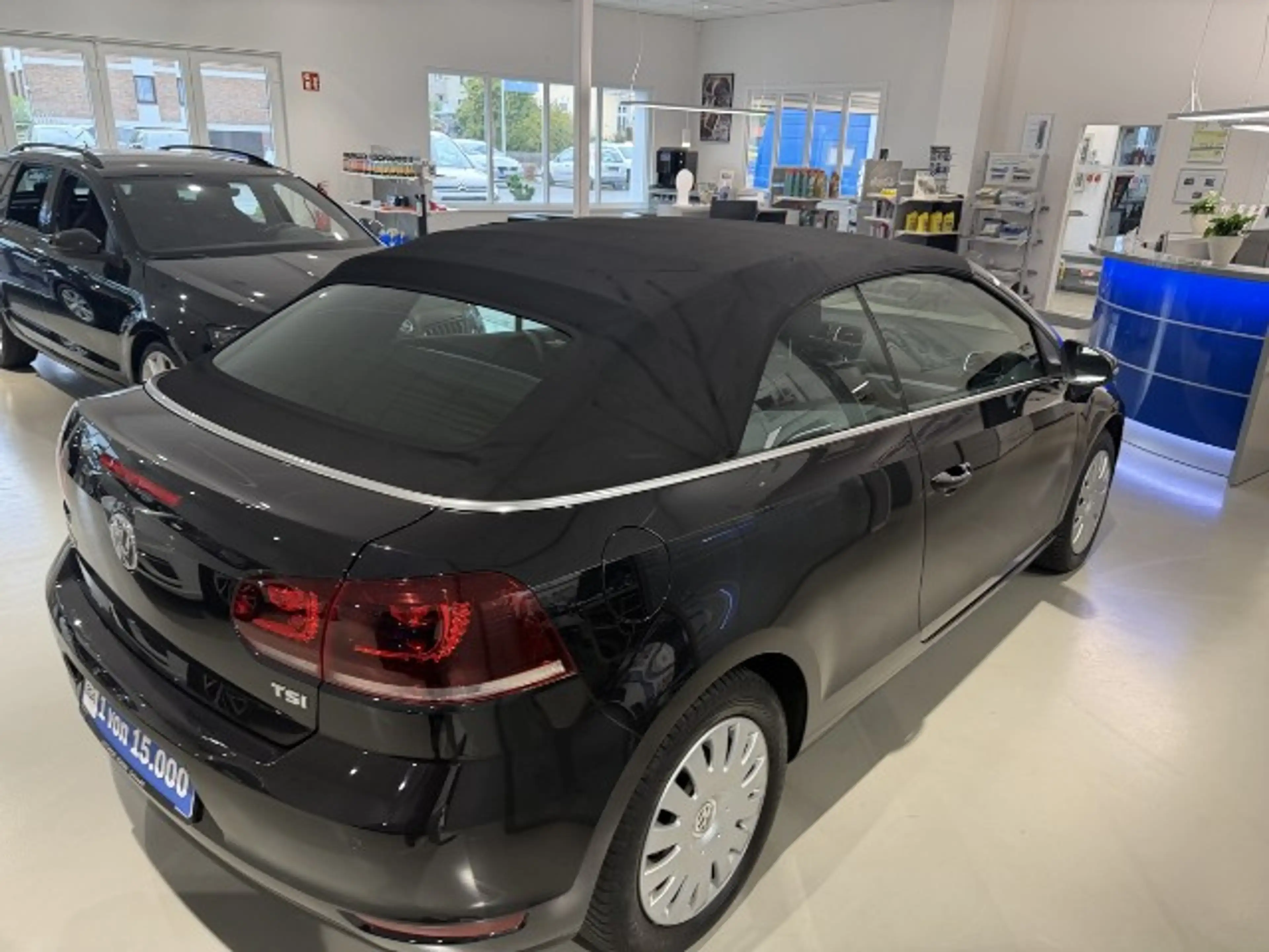 Volkswagen Golf Cabriolet Golf VI Cabriolet 1.2 TSI AHK Top Gepflegt — photo 3