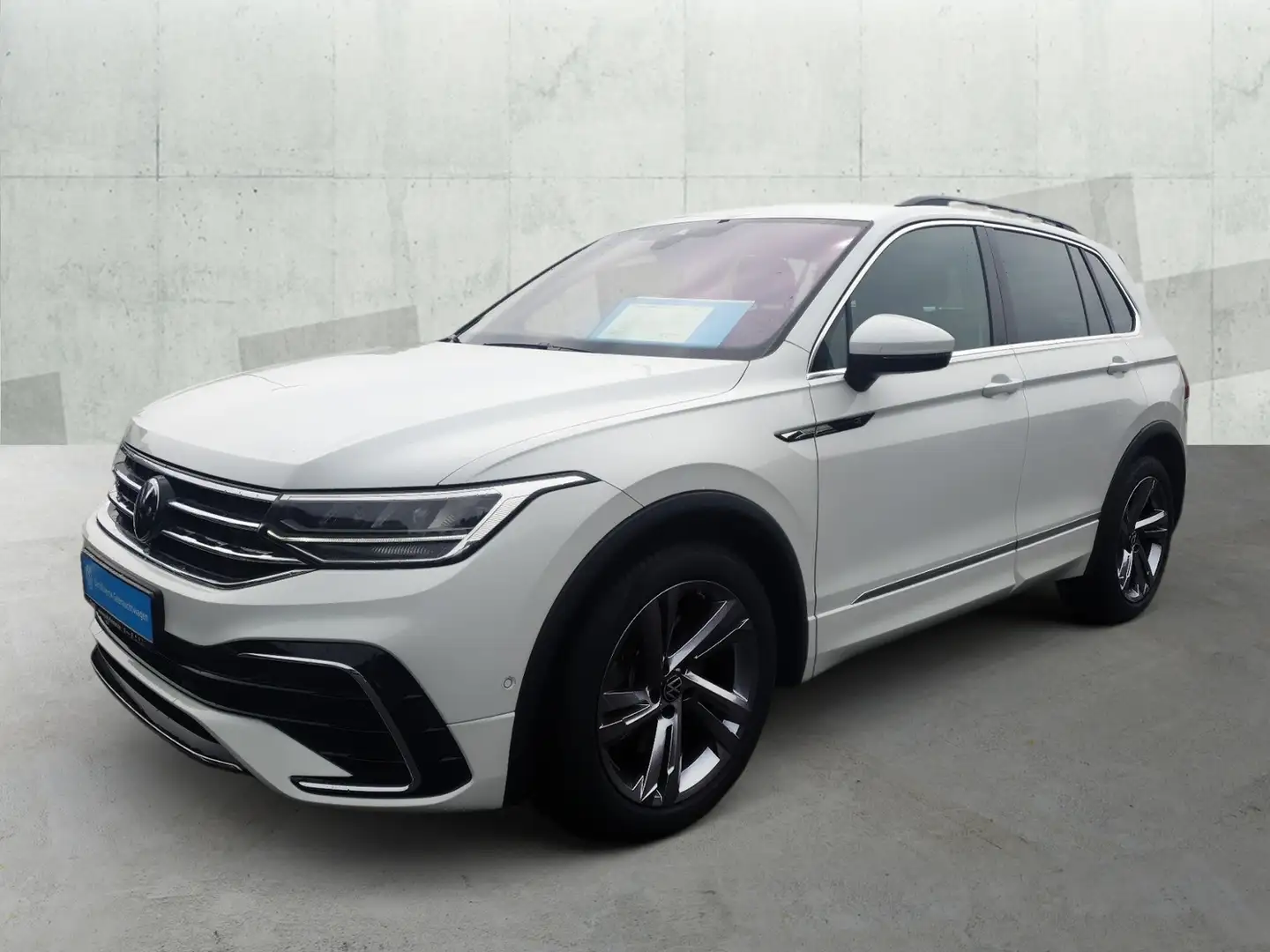 Volkswagen Tiguan 2.0 TDI DSG 4M R-LINE *AHK *MATRIX *TRAILER *RKAM Weiß - 2