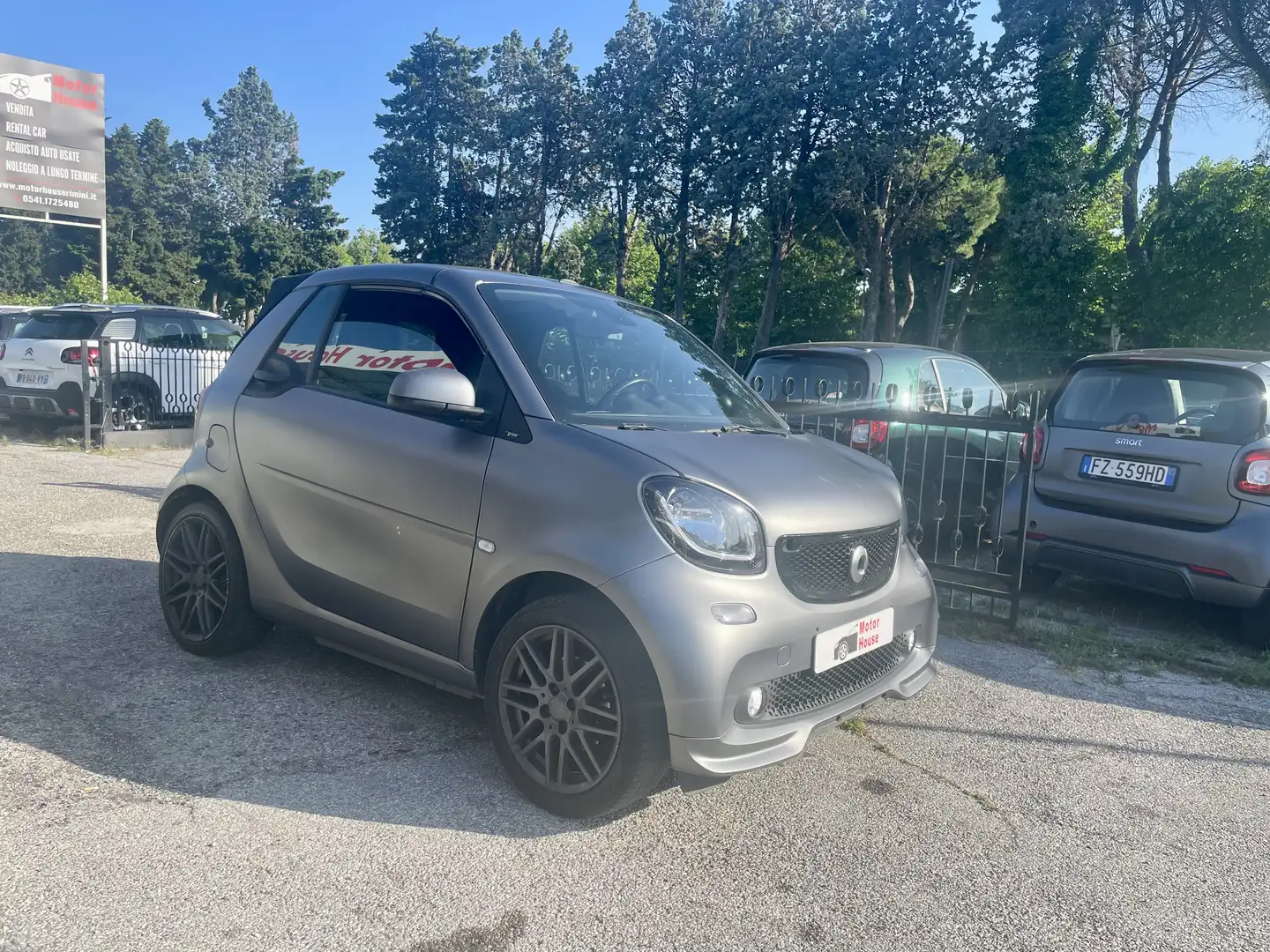 smart forTwo Cabrio 0.9 t Brabus Edition 90cv twinamic Grigio - 1