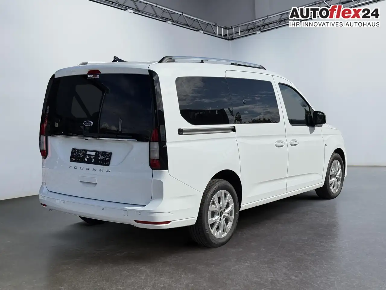 Ford Tourneo Connect Grand Titanium 1,5 7 Sitzer Klimaautomatik Anhä... 5