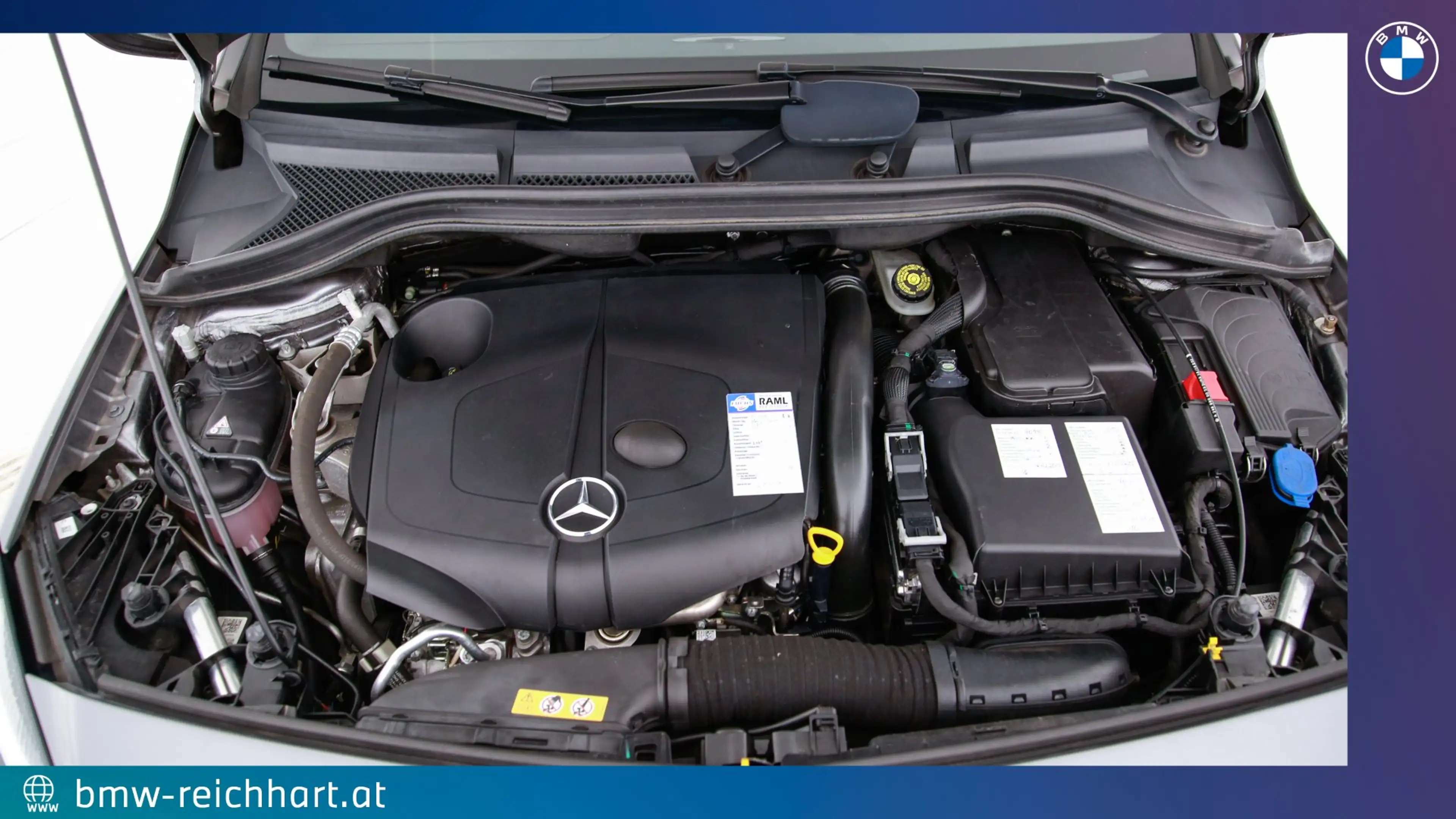 Mercedes-Benz B 200 d — photo 13