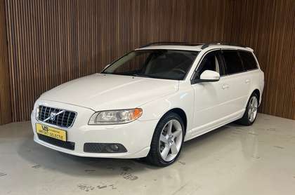 Volvo V70 3.2 Momentum - €15.995 excl BTW - Youngtimer -
