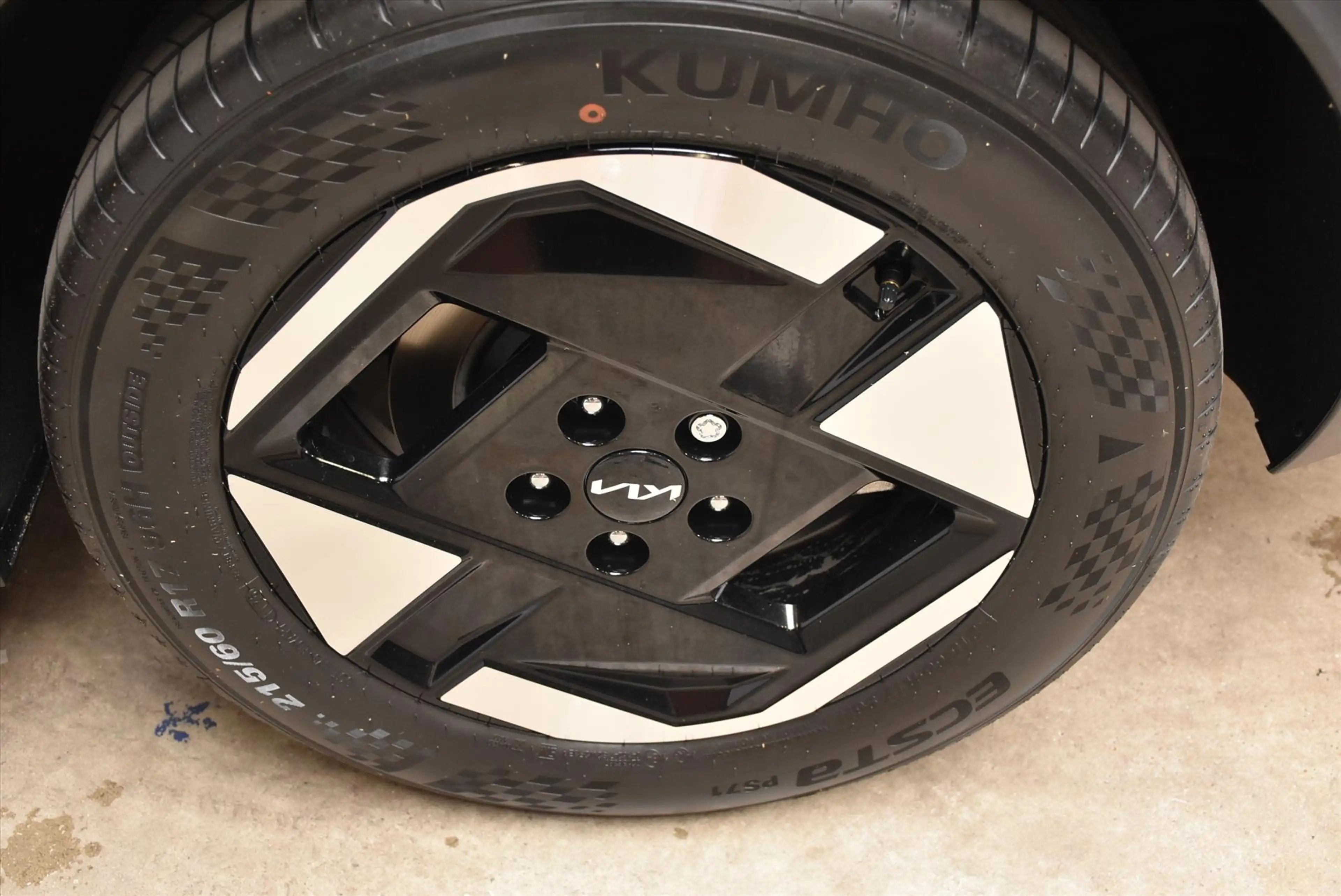 Kia EV3 81,4 kWh 204pk Air — photo 14