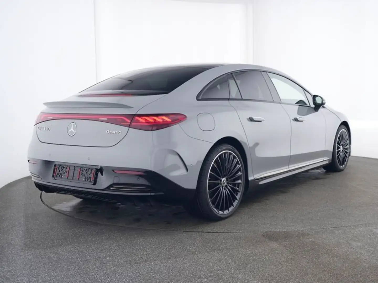 Mercedes-Benz EQE 350 AMG 4M Night Pano Burmester HAL Airm 21" Grau - 2