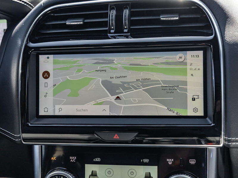 Jaguar XE D200 R-Dynamic HSE AWD PANO NAVI SHZ — photo 15