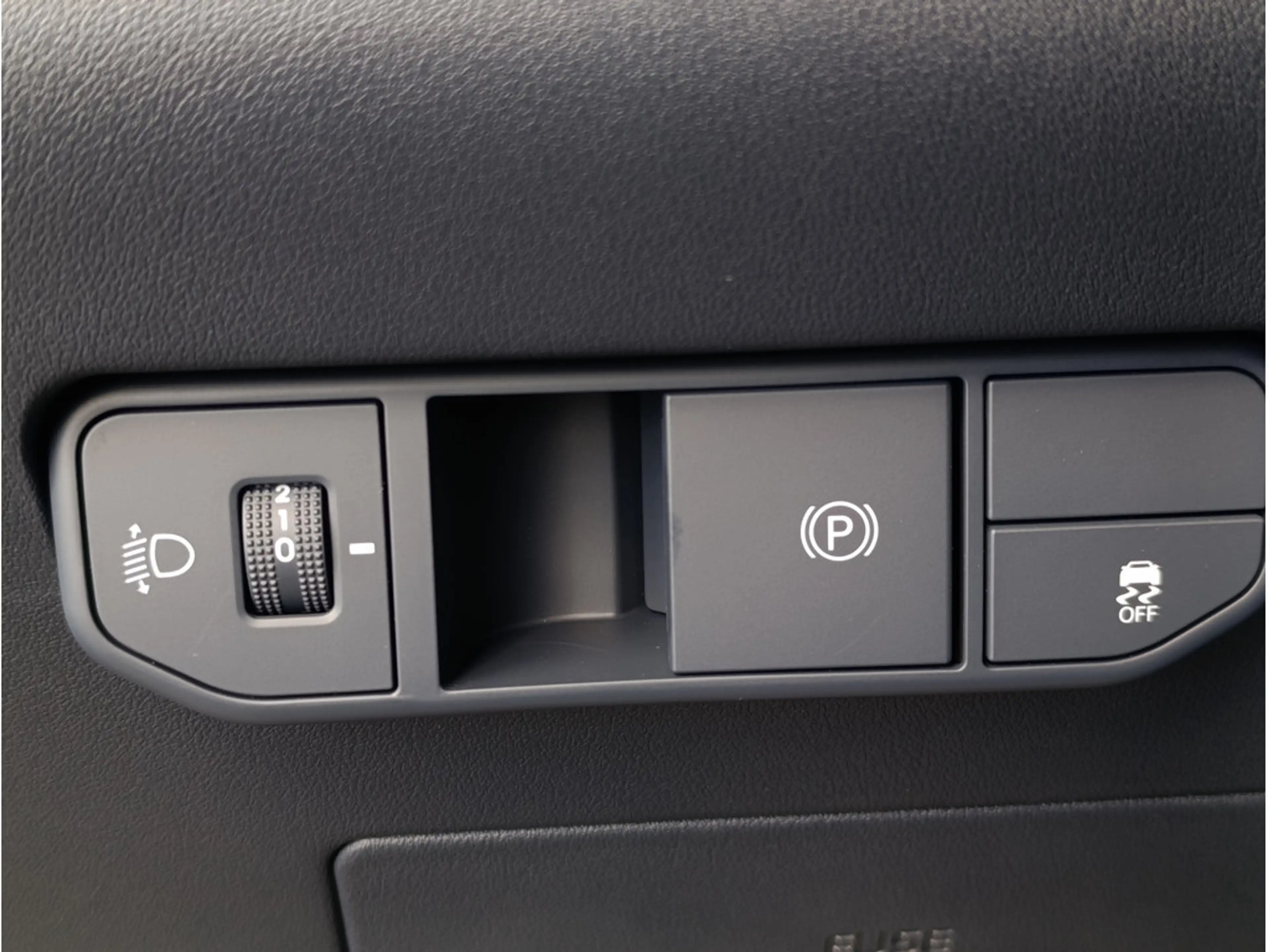 Kia PV5 Passenger Elite 71,2 kWh AW-/ WP-/ PP-/ SM-/ Comfort-Paket — photo 15