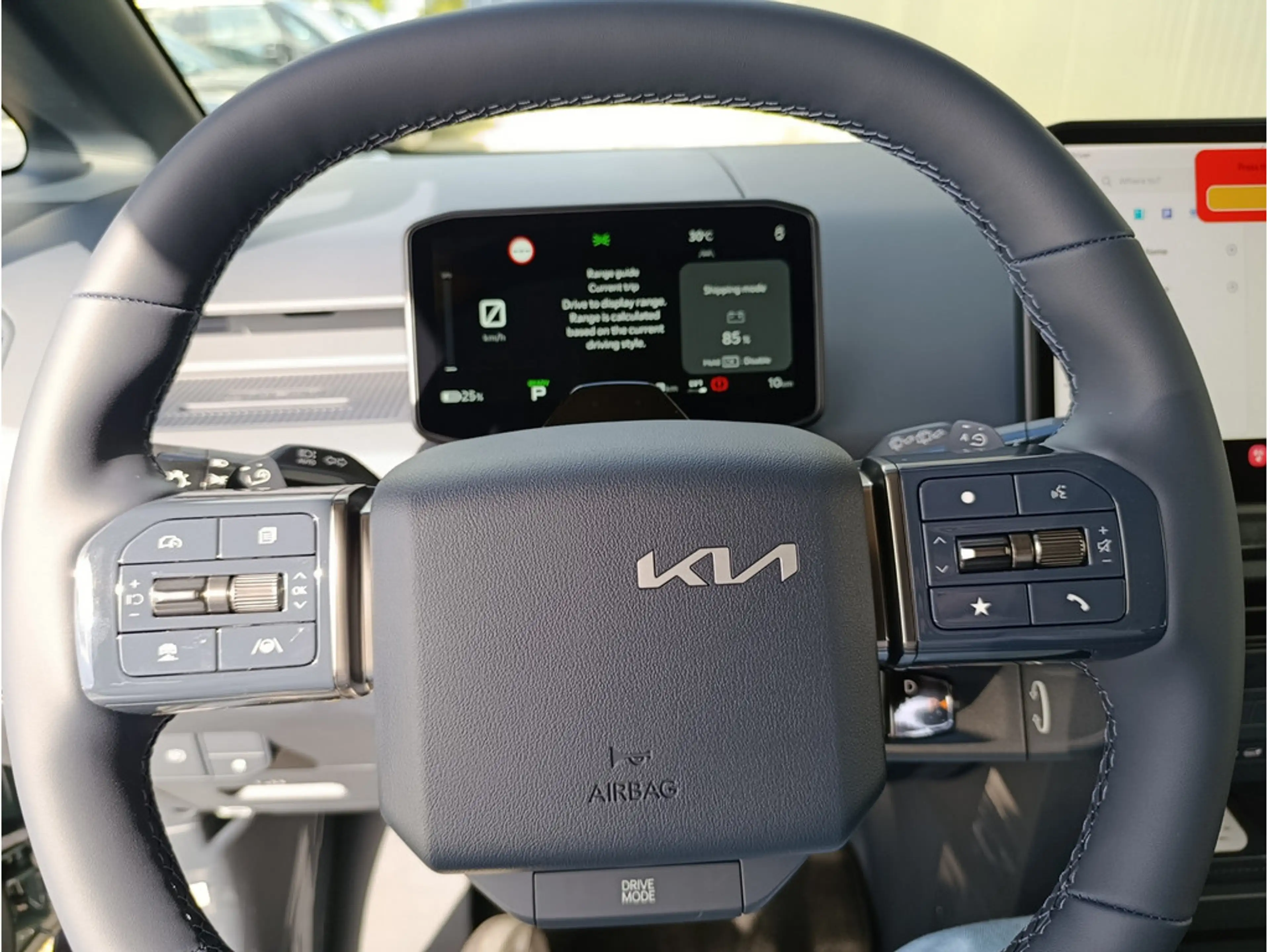 Kia PV5 Passenger Elite 71,2 kWh AW-/ WP-/ PP-/ SM-/ Comfort-Paket — photo 9
