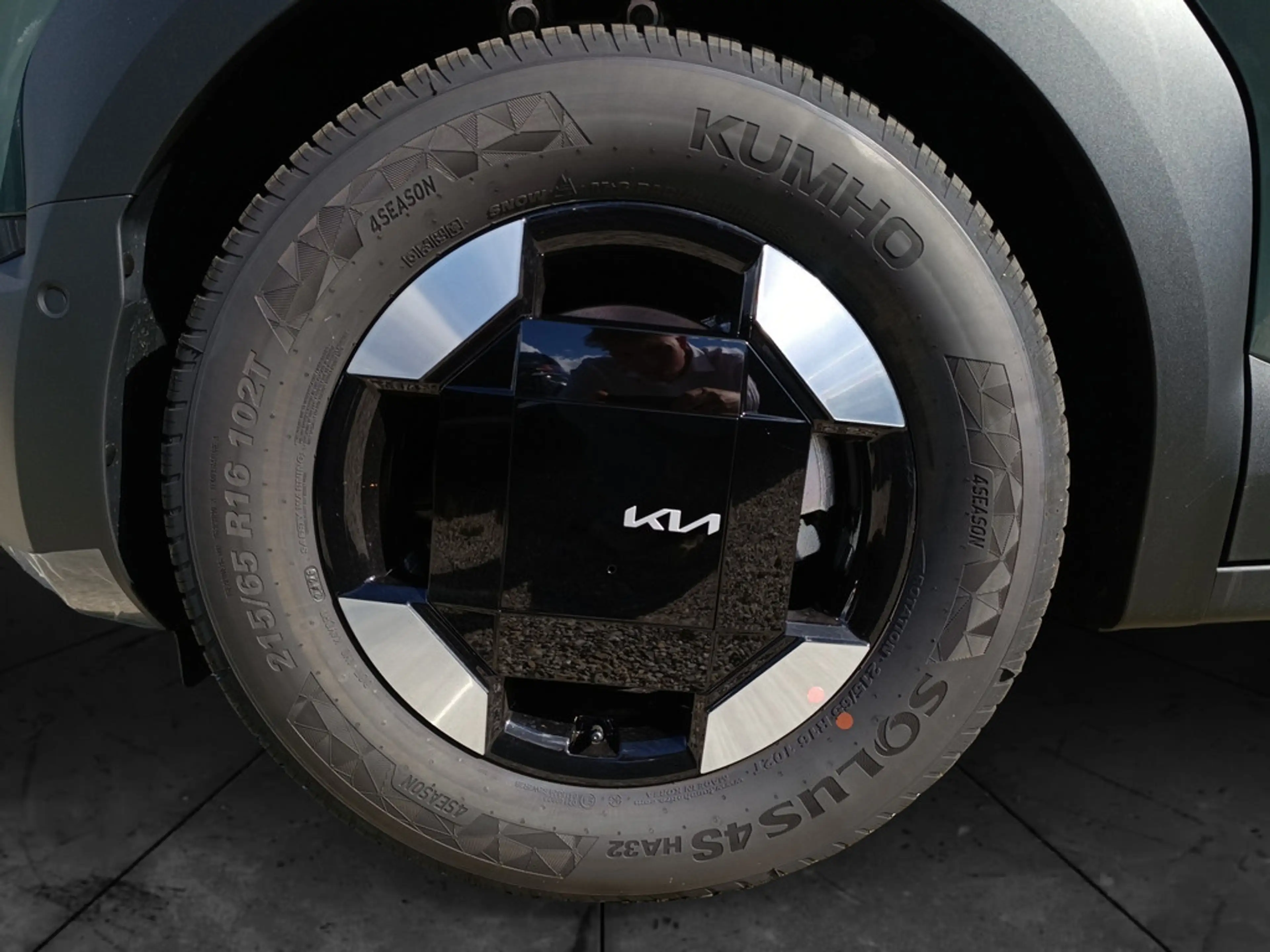 Kia PV5 Passenger Elite 71,2 kWh AW-/ WP-/ PP-/ SM-/ Comfort-Paket — photo 5