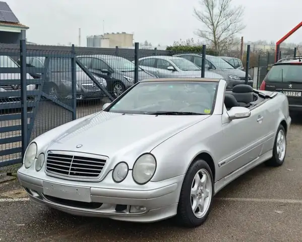 Mercedes-Benz CLK I (A208) 230K Elegance BA